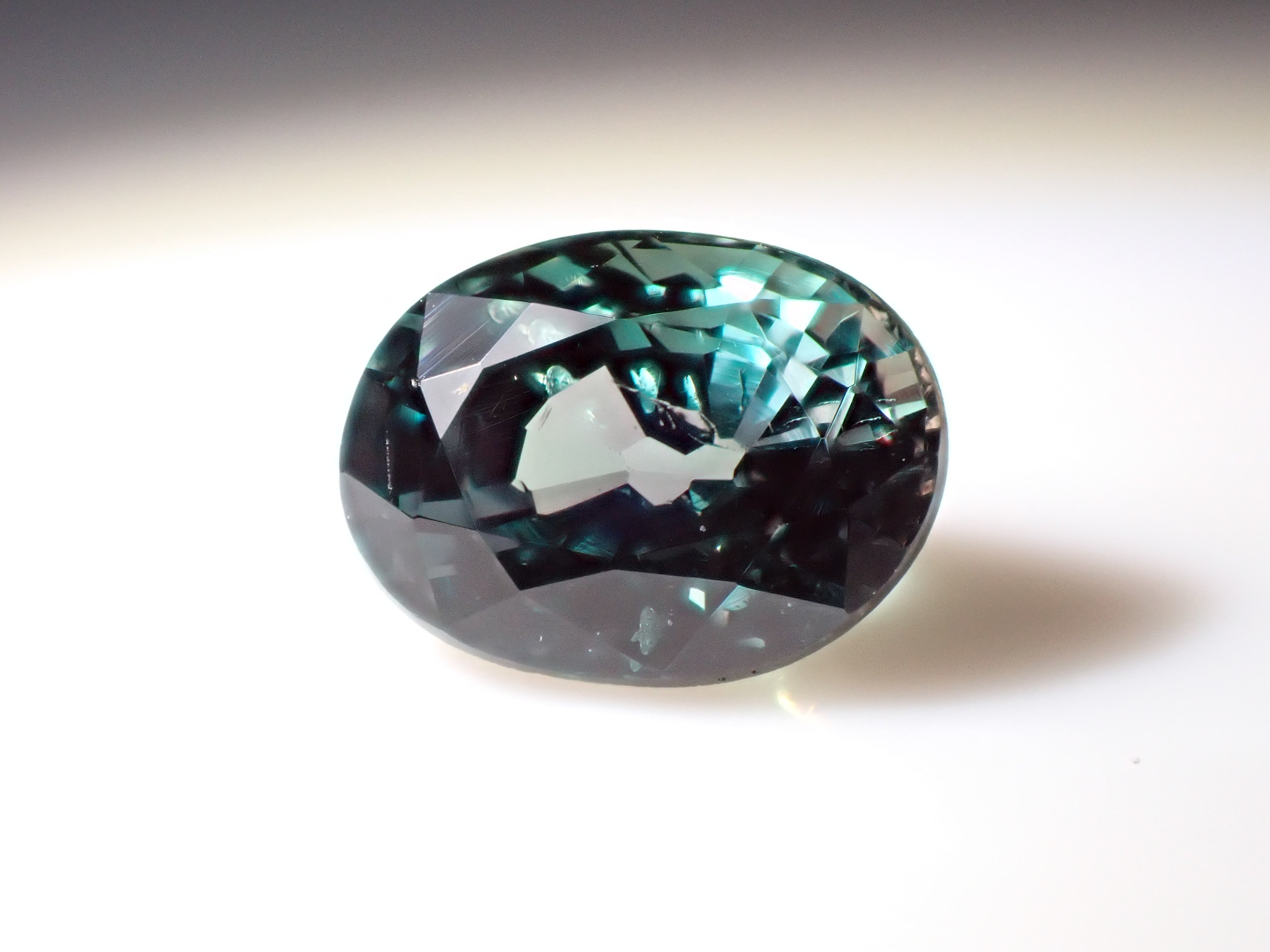 こけし♪とても綺麗です!!★ブラジル産アレキサンドライト0.23ct★ ブラジル産アレキサンドライト 0.300ctルース GIA