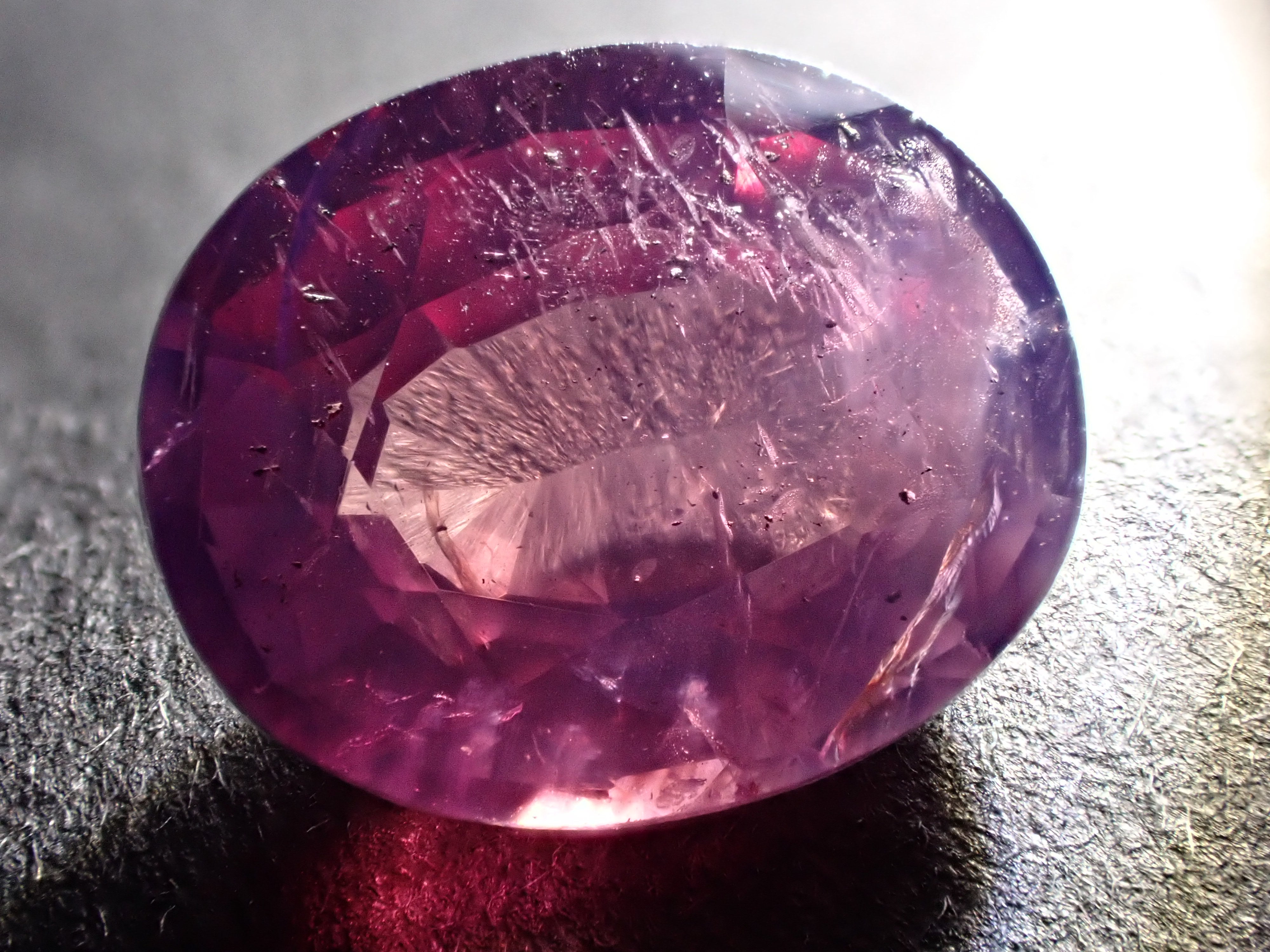 パキスタン・カシミール産非加熱サファイア 1.770ctルース GIA