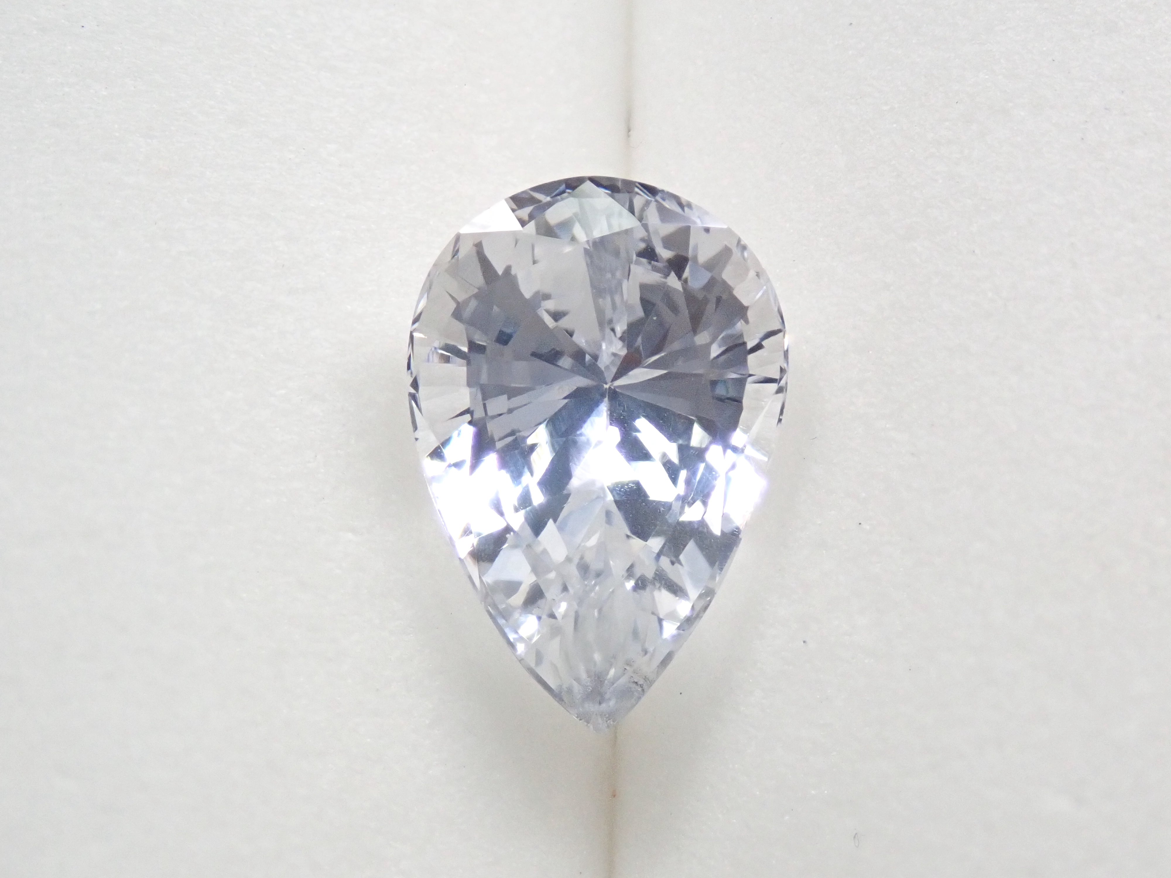 Unheated white sapphire 5.765ct loose DGL version