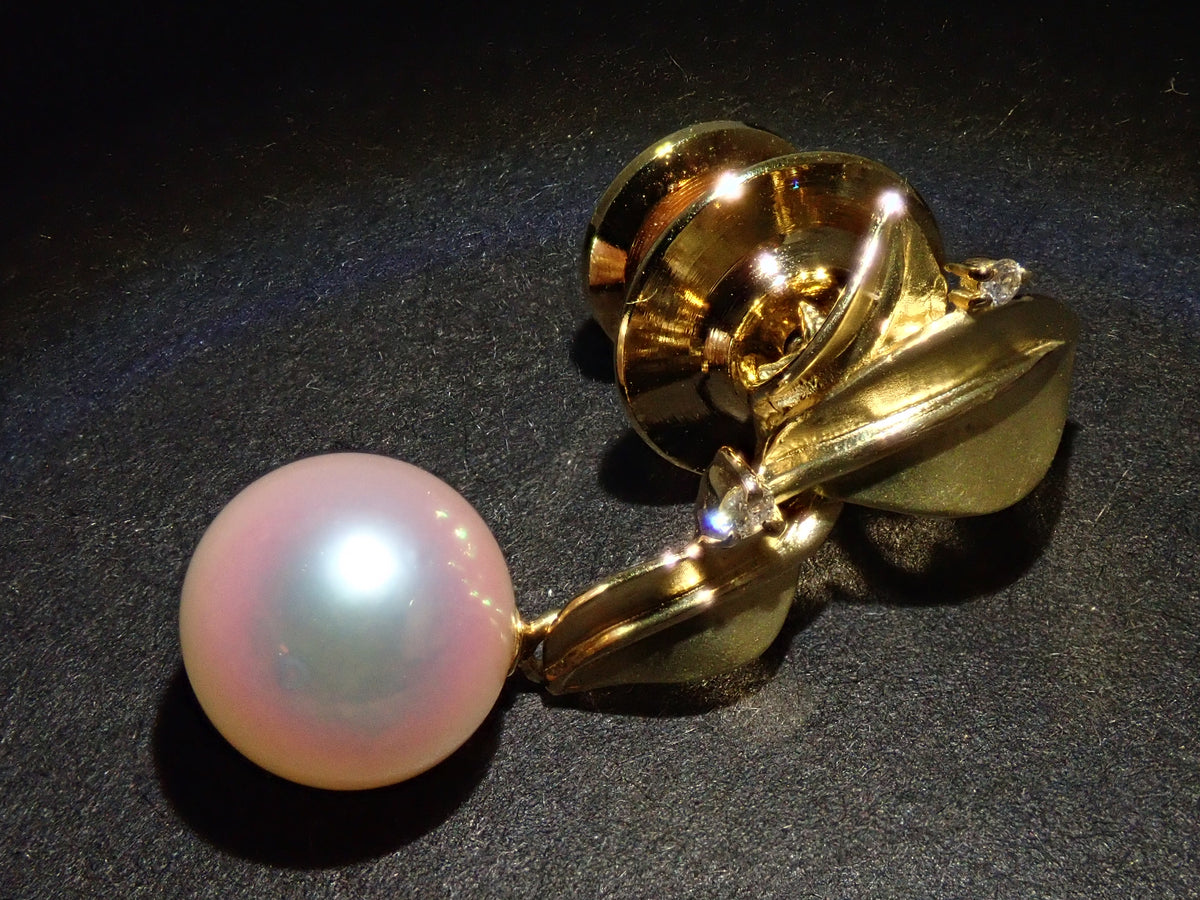 【10/7 22時販売】【カラフリ】K18 オーロラ天女 アコヤ真珠（アコヤパール） ダイヤモンド0.02ct ブローチ 真科研