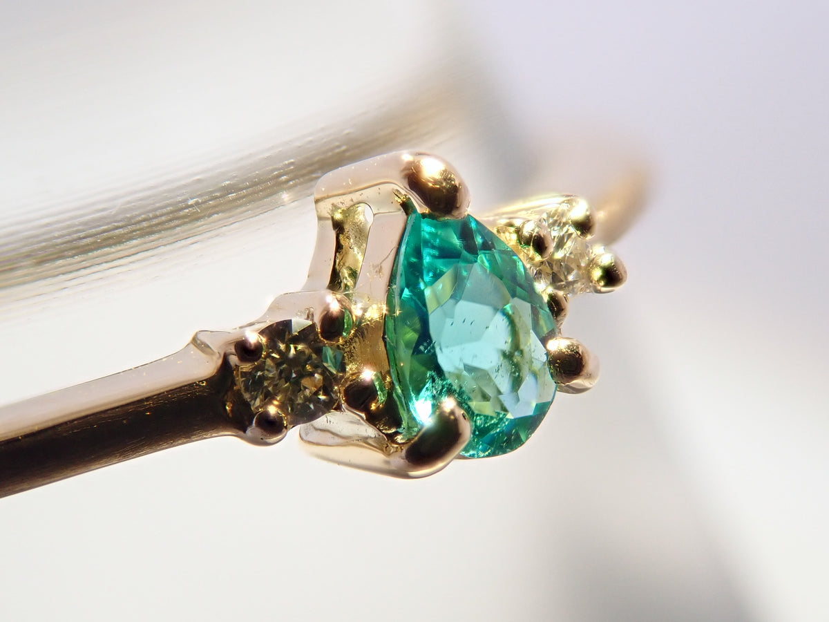 [Item #22602822] 18K Yellow Gold Brazilian Paraiba Tourmaline 0.055ct and Diamond 0.014ct Ring with Sorting Report