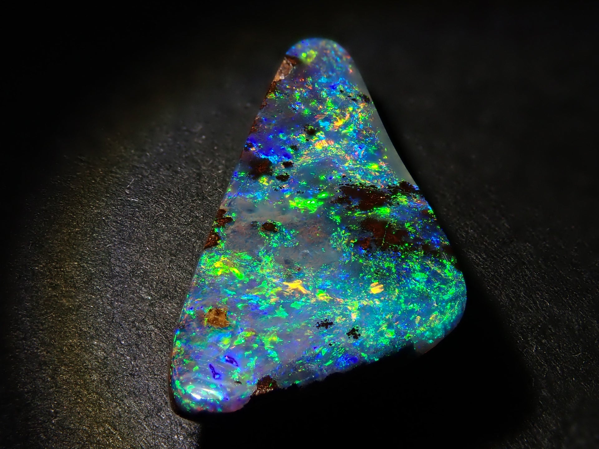 ボルダーオパール 4.470ctルース