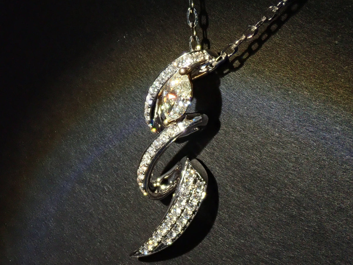 【22602806刊登】【色彩系列】K18/K18WG 鑽石 0.3ct 鑽石 0.26ct 墜飾（項鍊）
