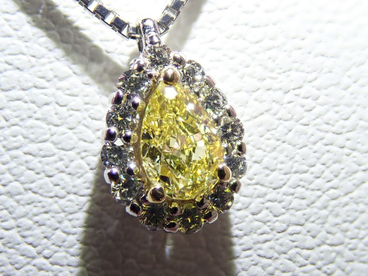 [22602825] Pt950/K18 Yellow Diamond 0.263ct Diamond 0.10ct Pendant (Necklace) with Appraisal Certificate