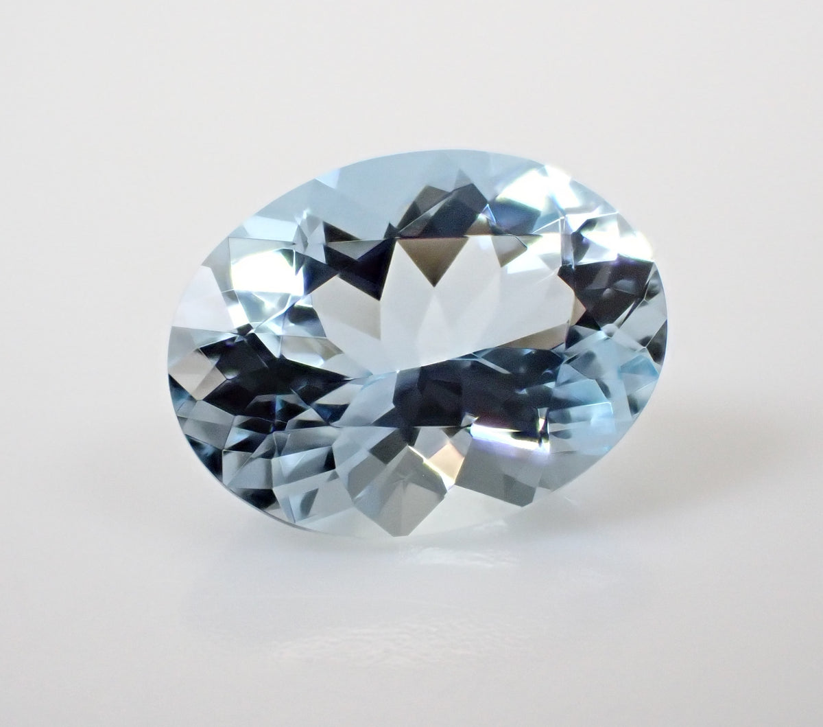 【12564456刊載】莫三比克產海藍寶石 0.837ct 裸石
