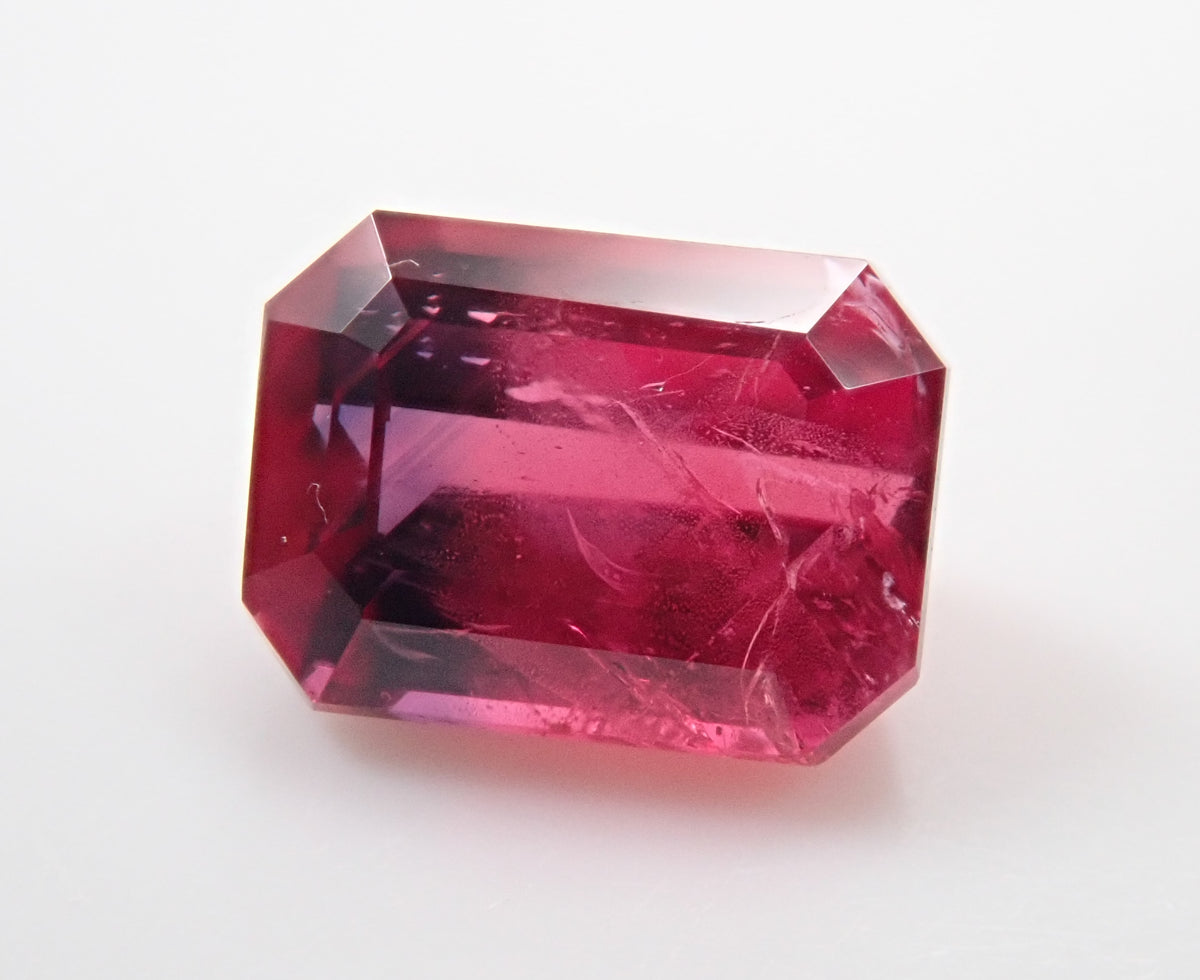 [Item 12564612] Unheated Bicolor Sapphire from Windsor, Tanzania, 0.620ct Loose Gemstone