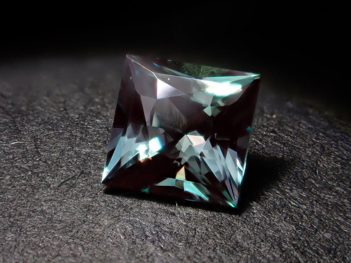 合成アレキサンドライト 0.264ctルース