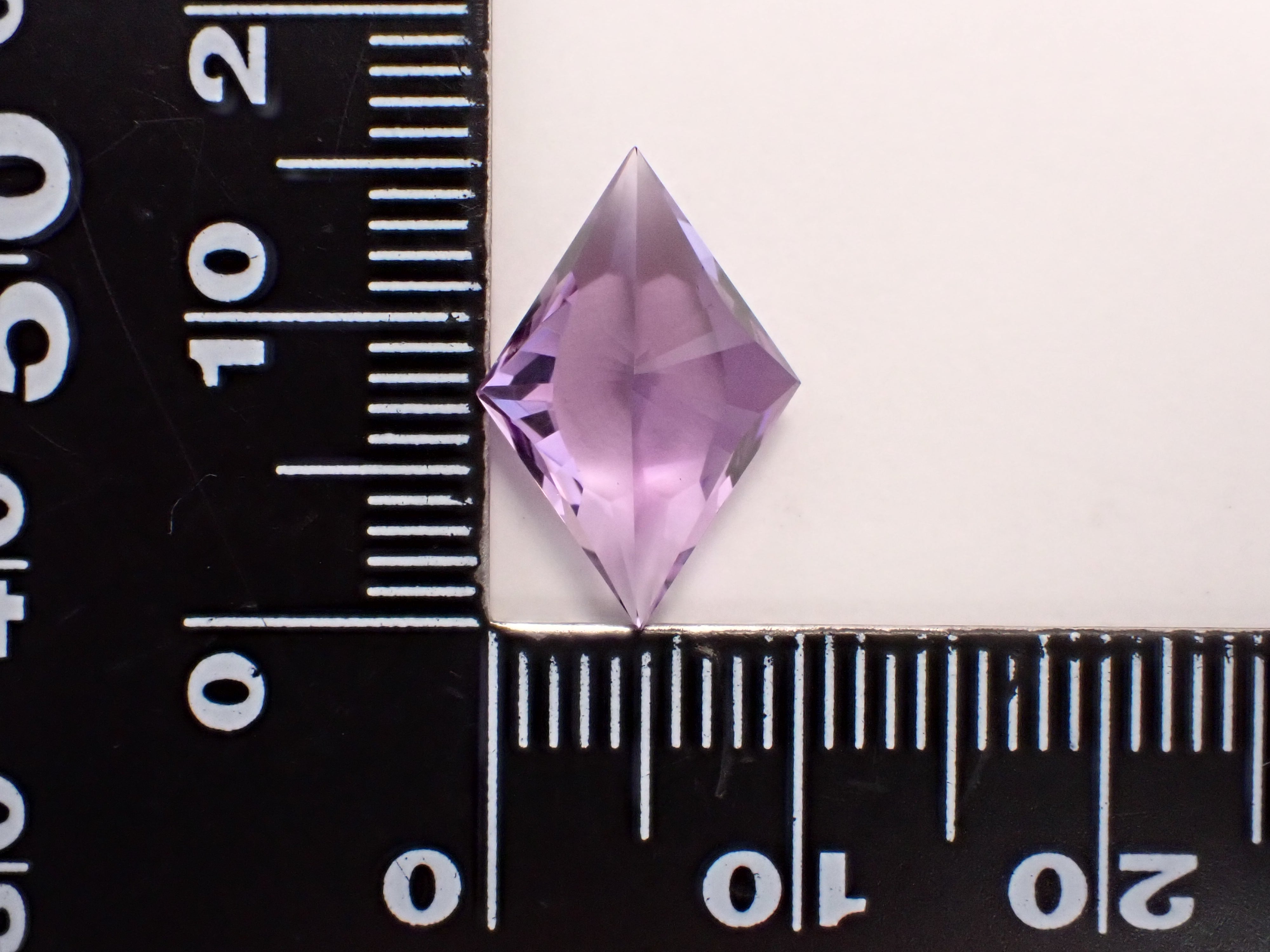 12564508刊登】巴西產紫水晶3.842ct 裸石 12564508刊登】巴西產紫水晶3.842ct 裸石