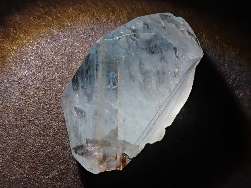 コロンビア産ユークレース 7.105ct原石 – カラッツSTORE