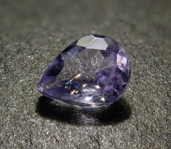 アフガニスタン産ハックマナイト 0.121ctルース