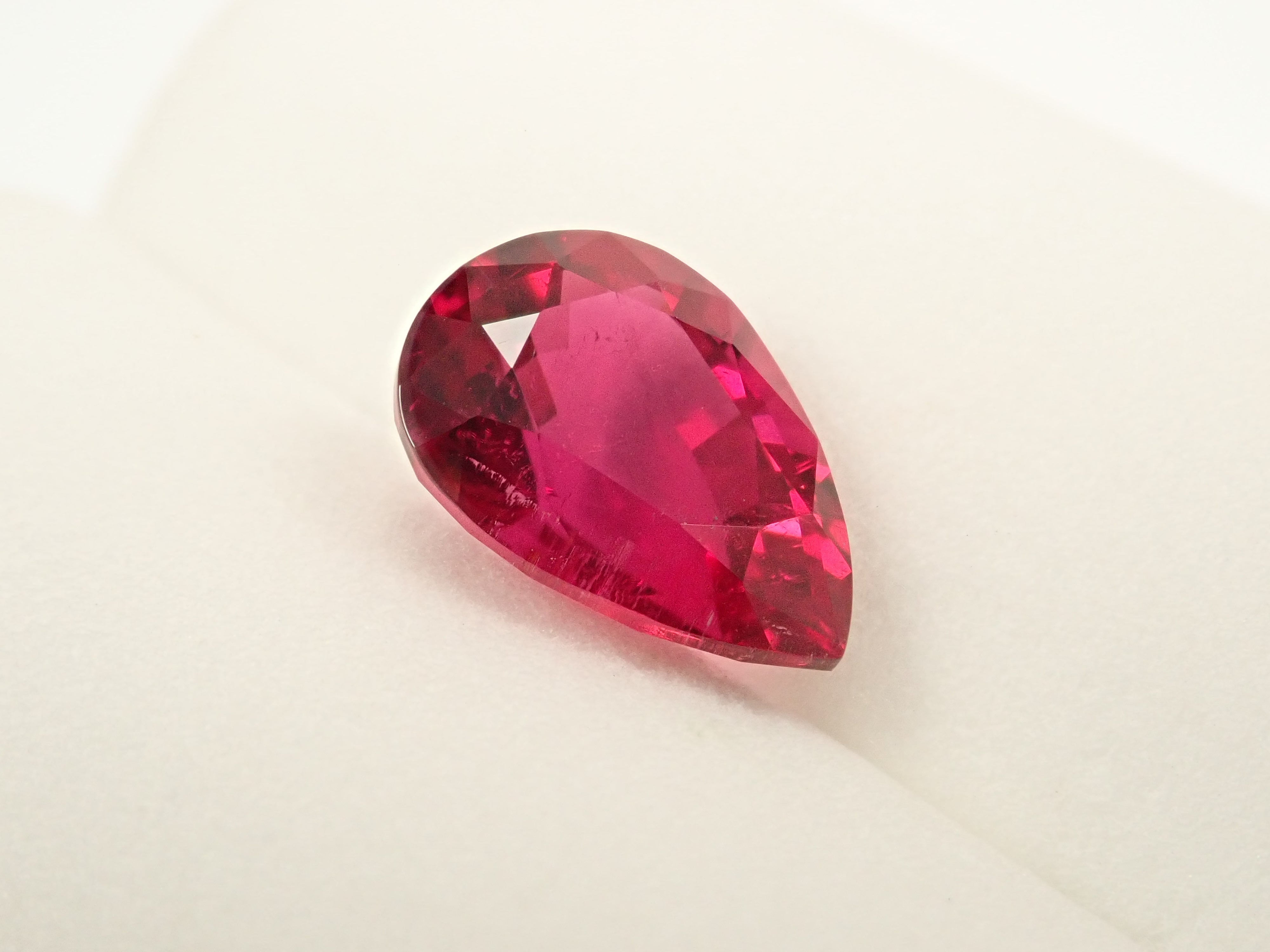 minはるビビッドレッドカラー★ブラジル産ルベライト★オーダー ブラジル産ルベライト 4.078ctルース