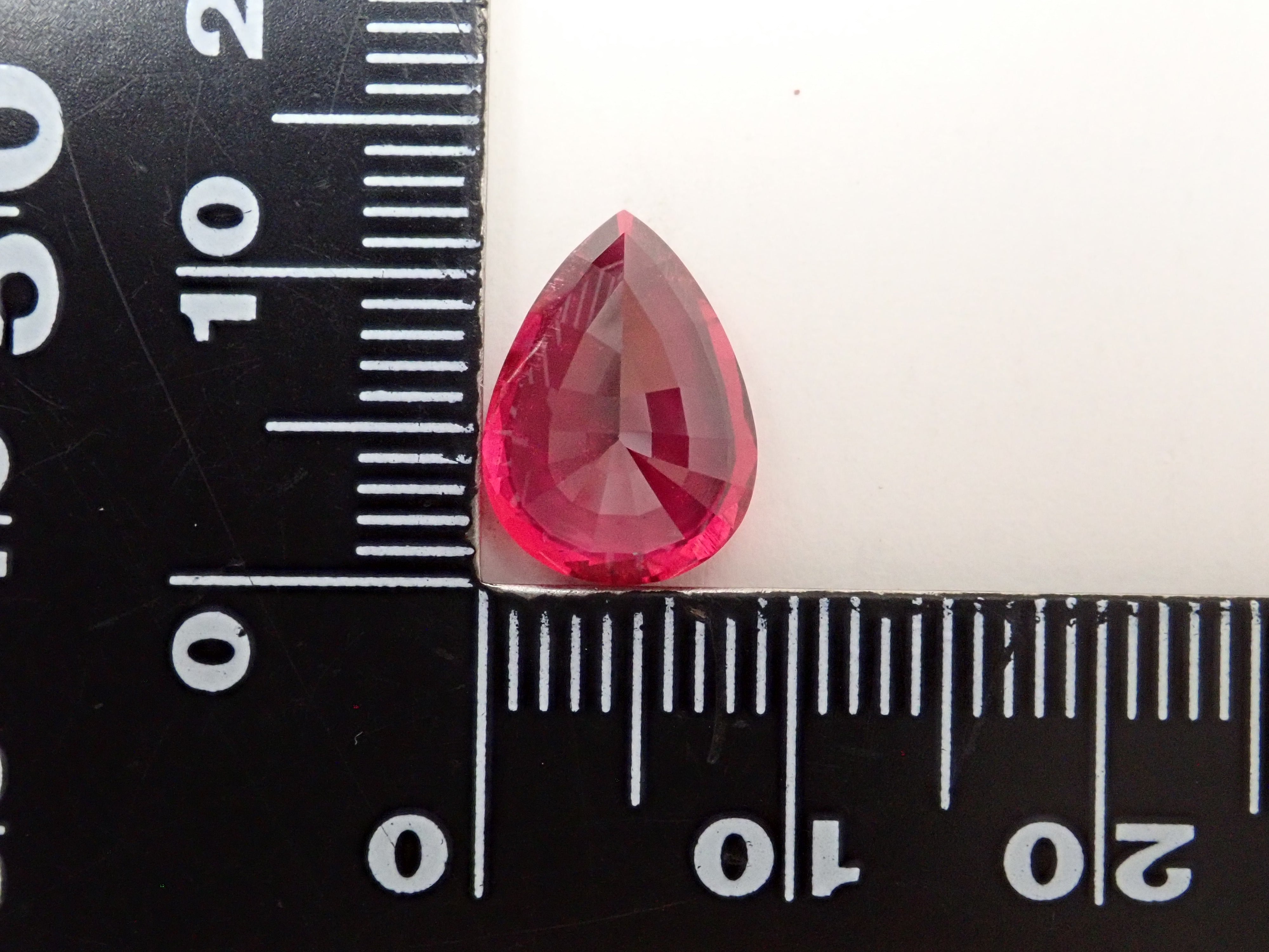 ブラジル産ルベライト 4.078ctルース