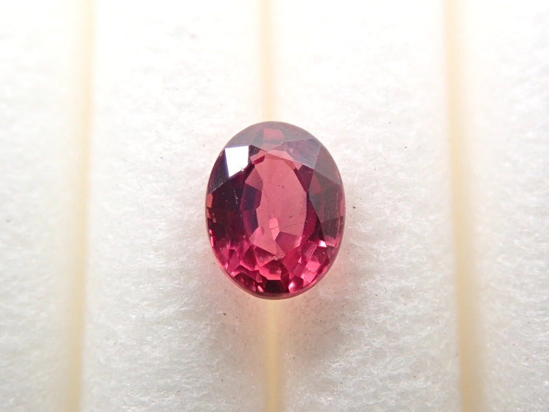 Ruby from Tanzania 0.249ct Ruth Japanese German edition