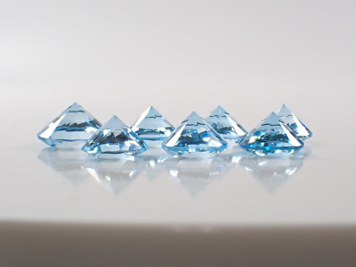 [10/22, 10:00 PM Sale] <limited to stones> Sky Blue Topaz (Round approx. 8mm, only one stone is approx. 10mm) <multiple purchase discount available></multiple></limited>