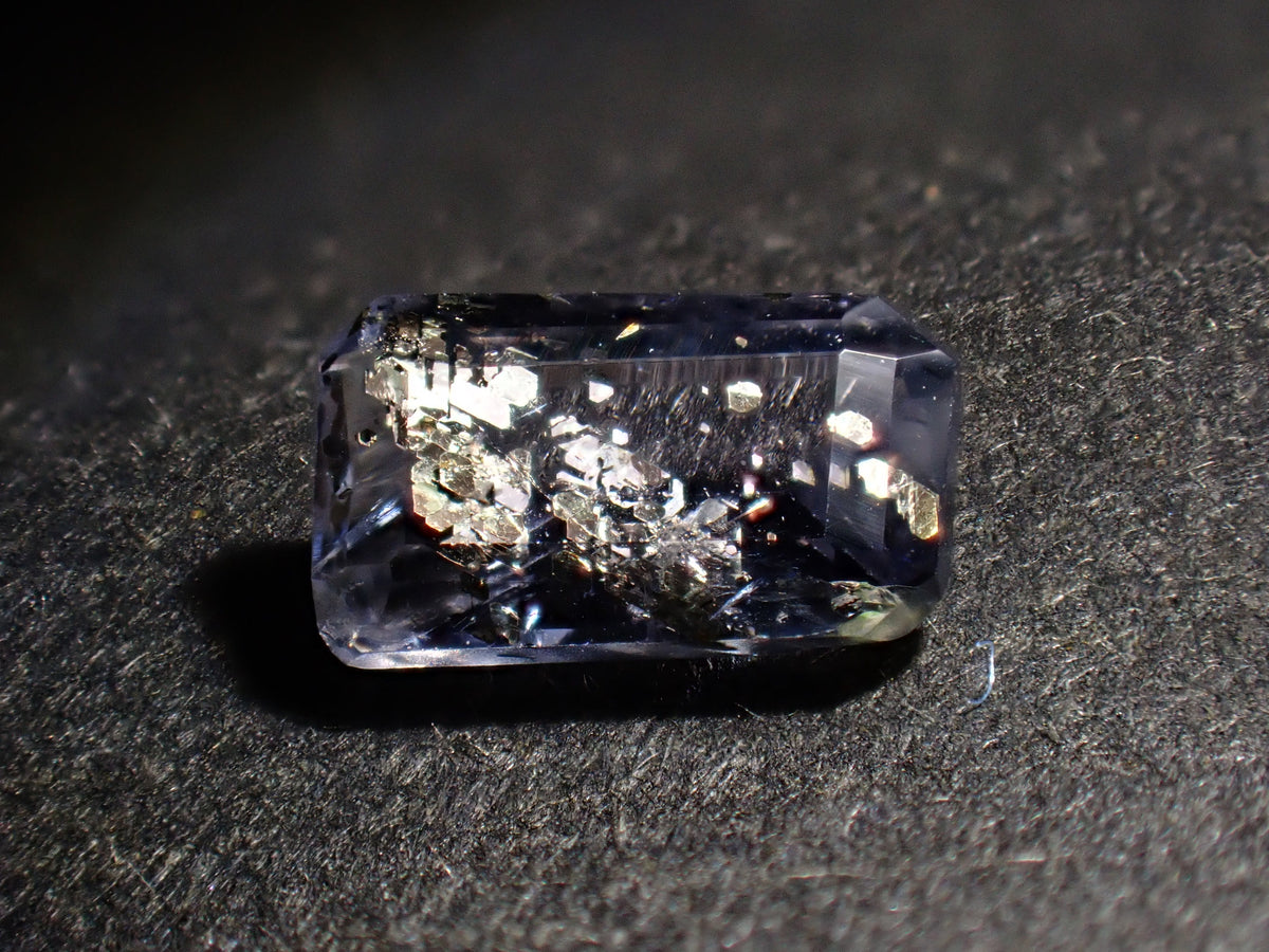[Available 11/1 at 10 PM] <limited to stones> Indian Iolite Sunstone loose stone (avg. 0.32ct) <multi-buy discount available></multi-buy></limited>