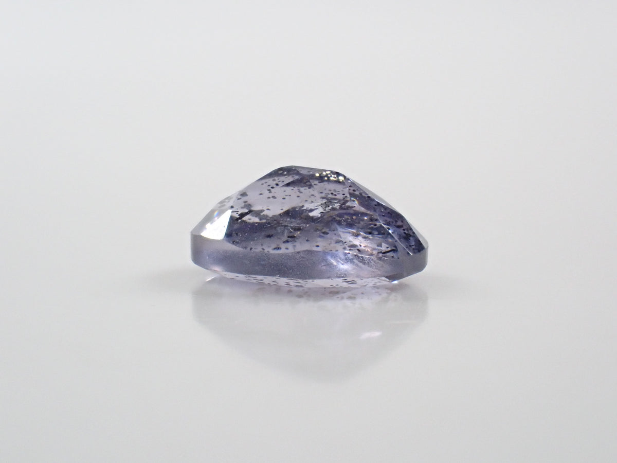 【10/11 22時販売】インド産アイオライトサンストーン 1.084ctルース