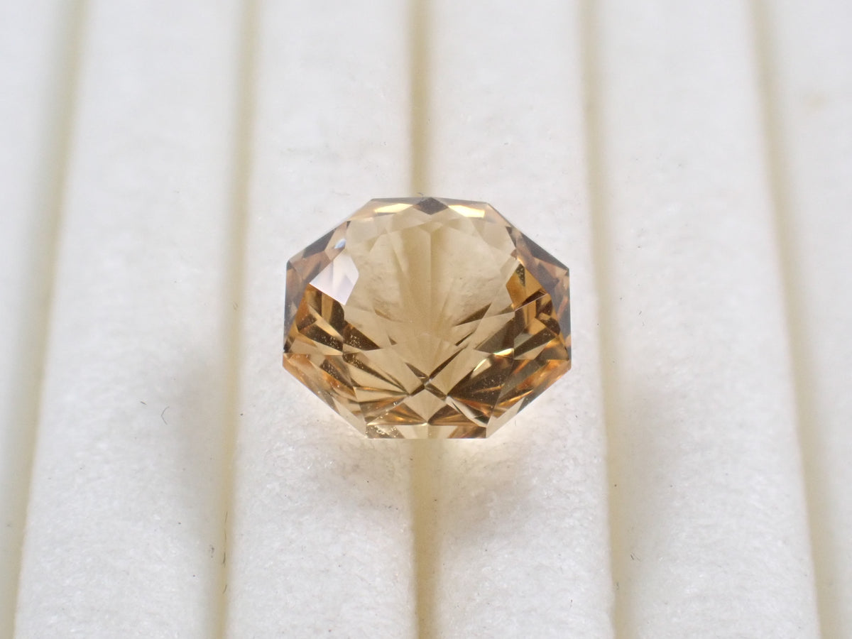 【10/10 22時販売】ブラジル産イエローベリル 0.952ctルース
