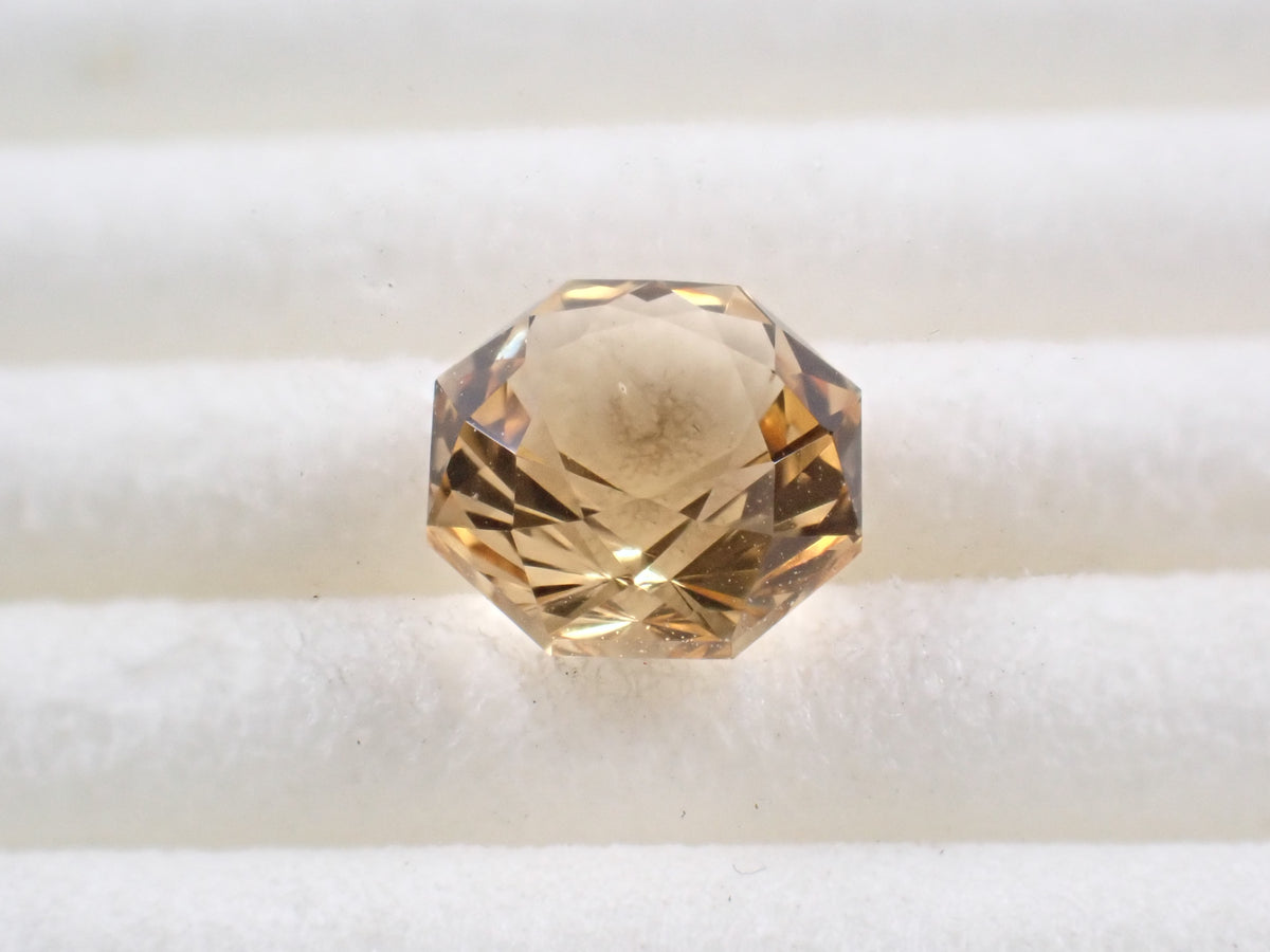 【10/10 22時販売】ブラジル産イエローベリル 0.952ctルース