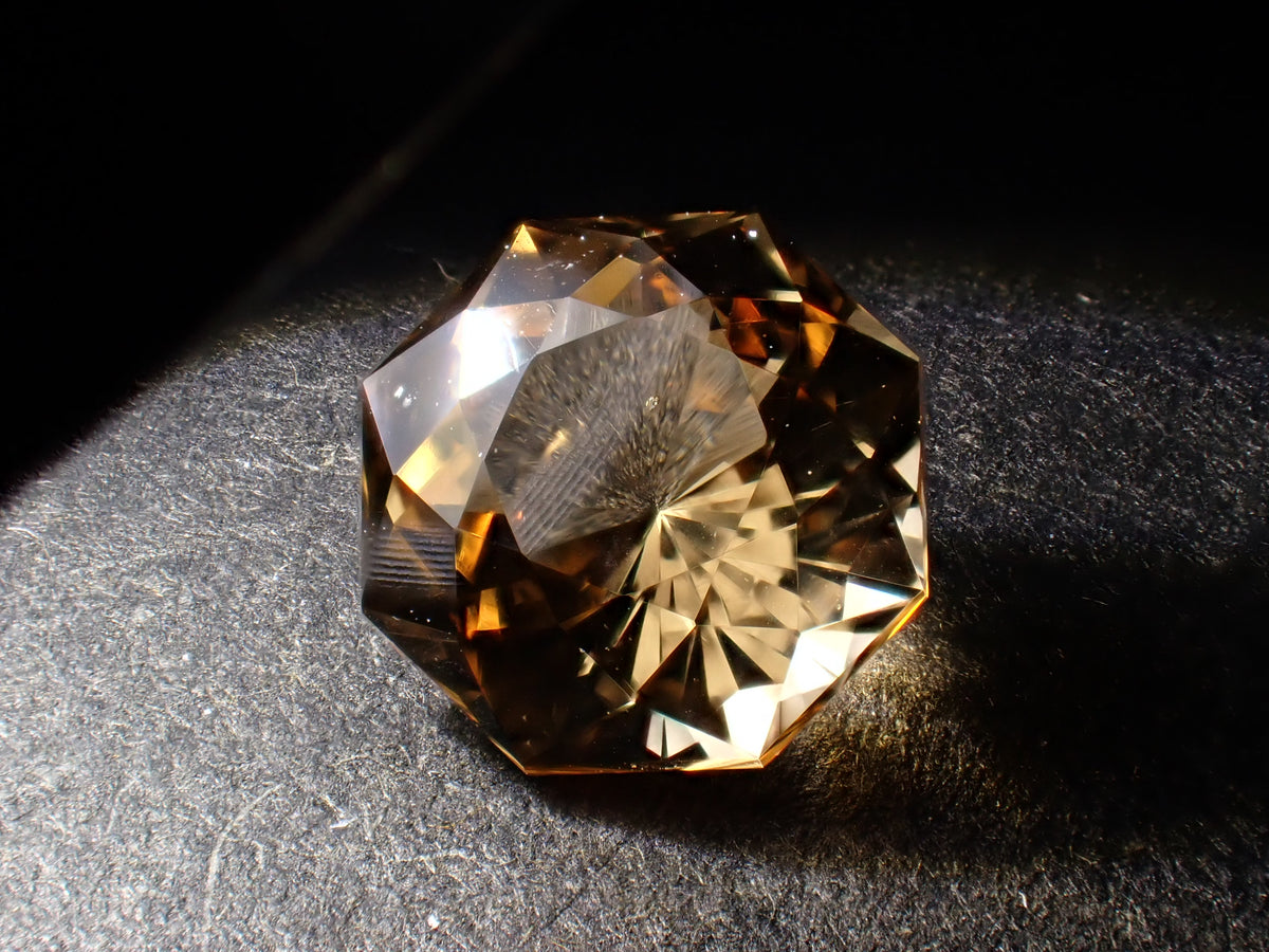 【10/10 22時販売】ブラジル産イエローベリル 0.952ctルース