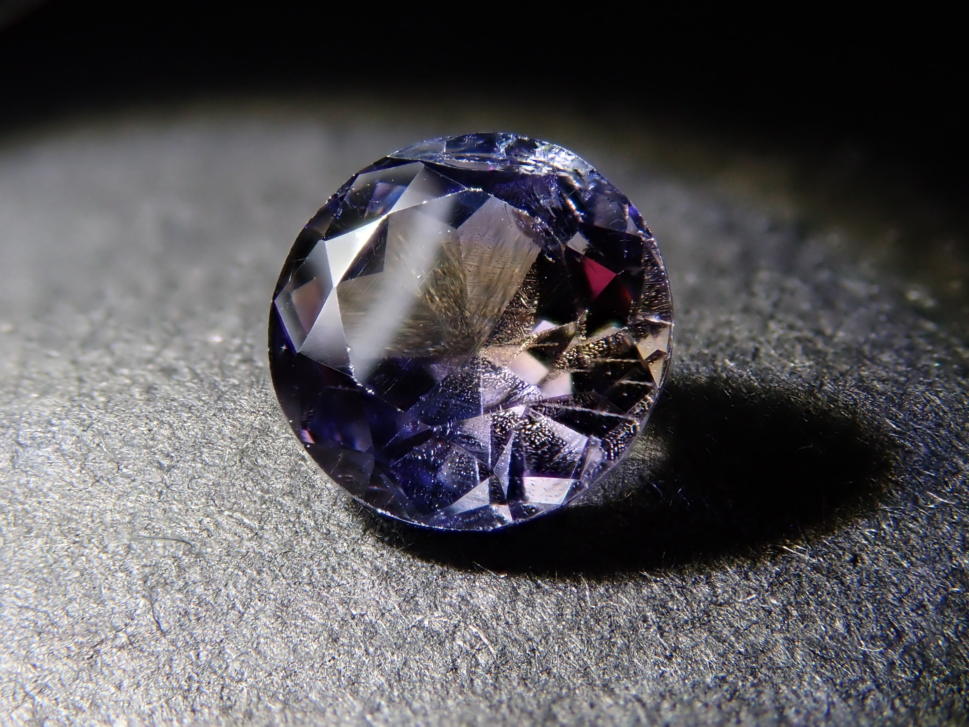 Bicolor Zoisite 0.745ct Loose Stone