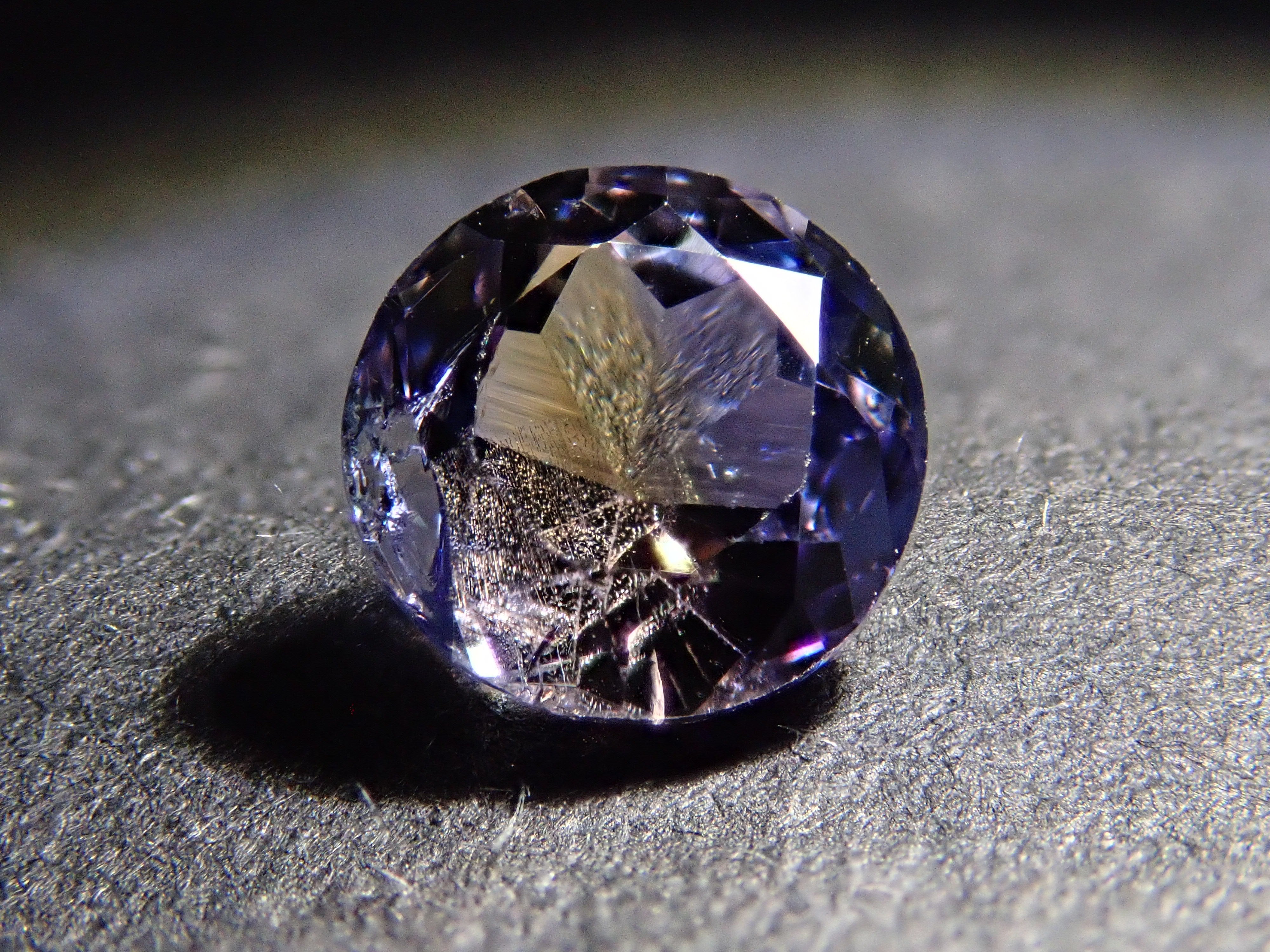 Bicolor Zoisite 0.745ct Loose Stone