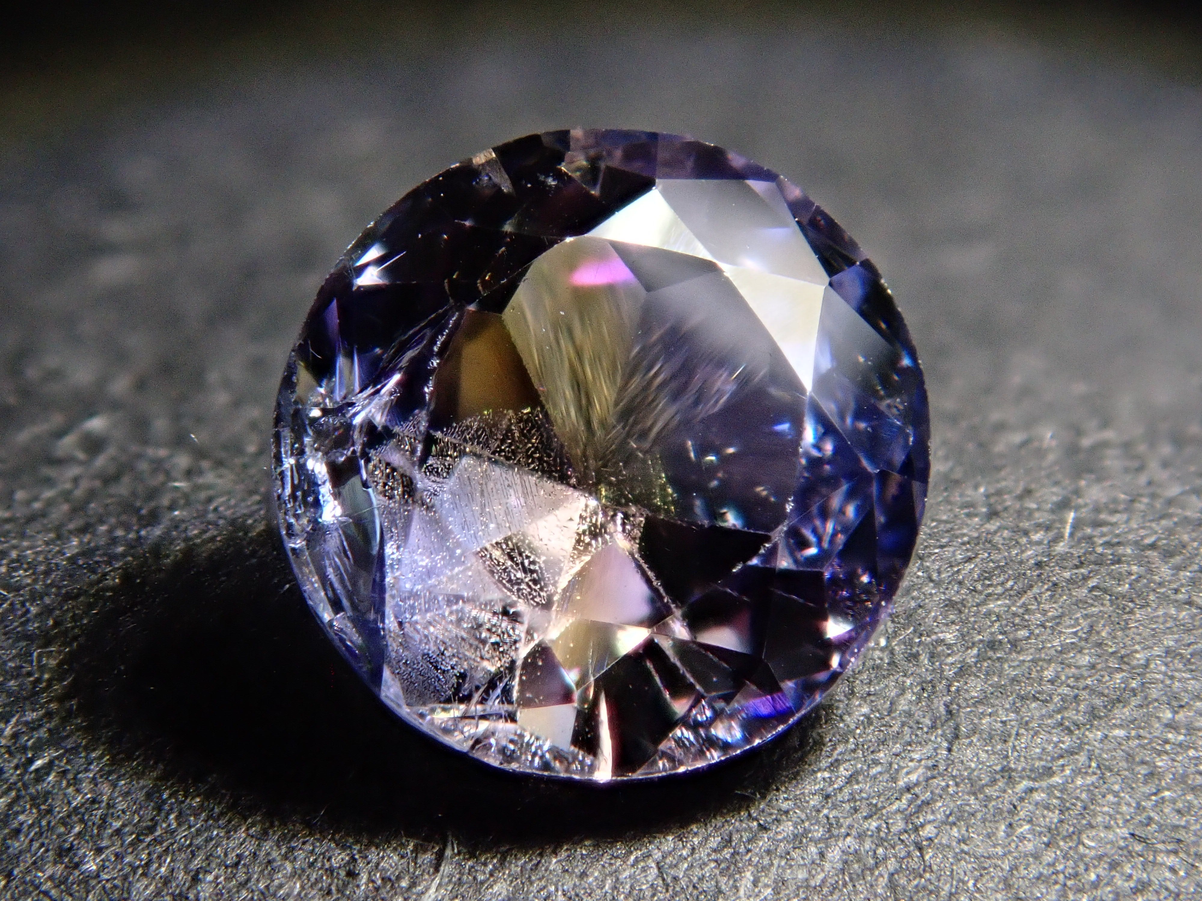 Bicolor Zoisite 0.745ct Loose Stone