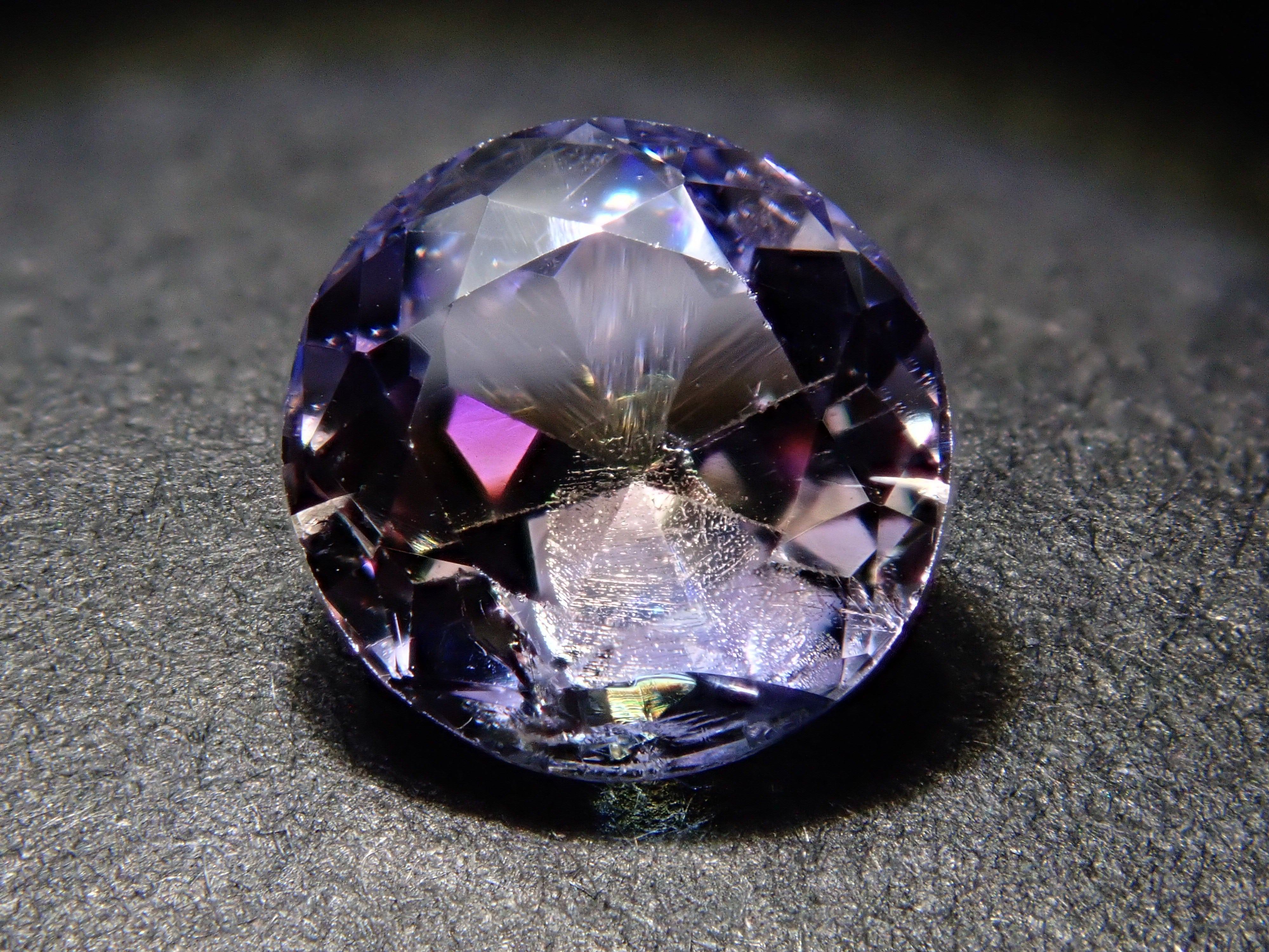 Bicolor Zoisite 0.745ct Loose Stone