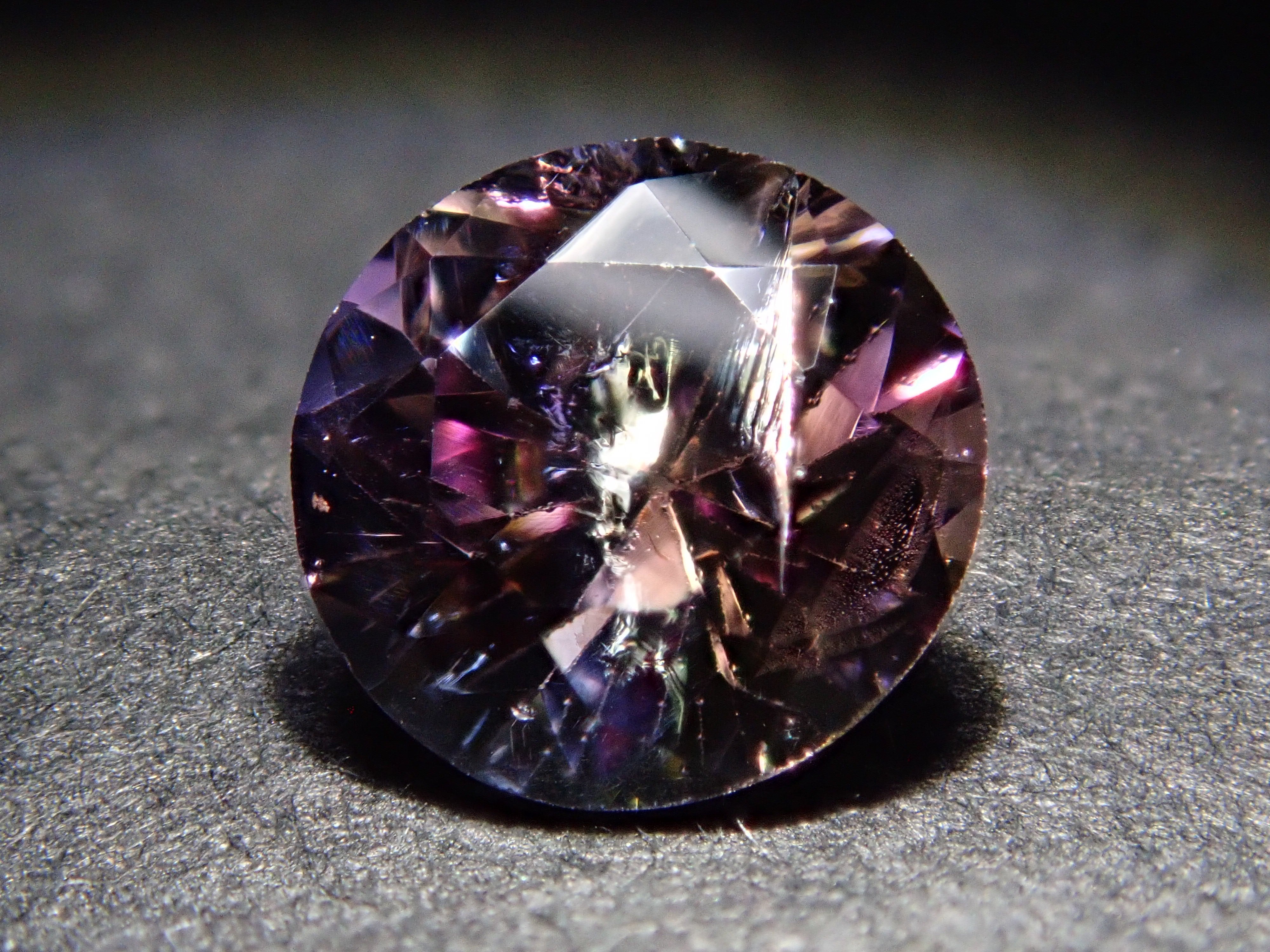 Bicolor Zoisite 0.703ct Loose Stone