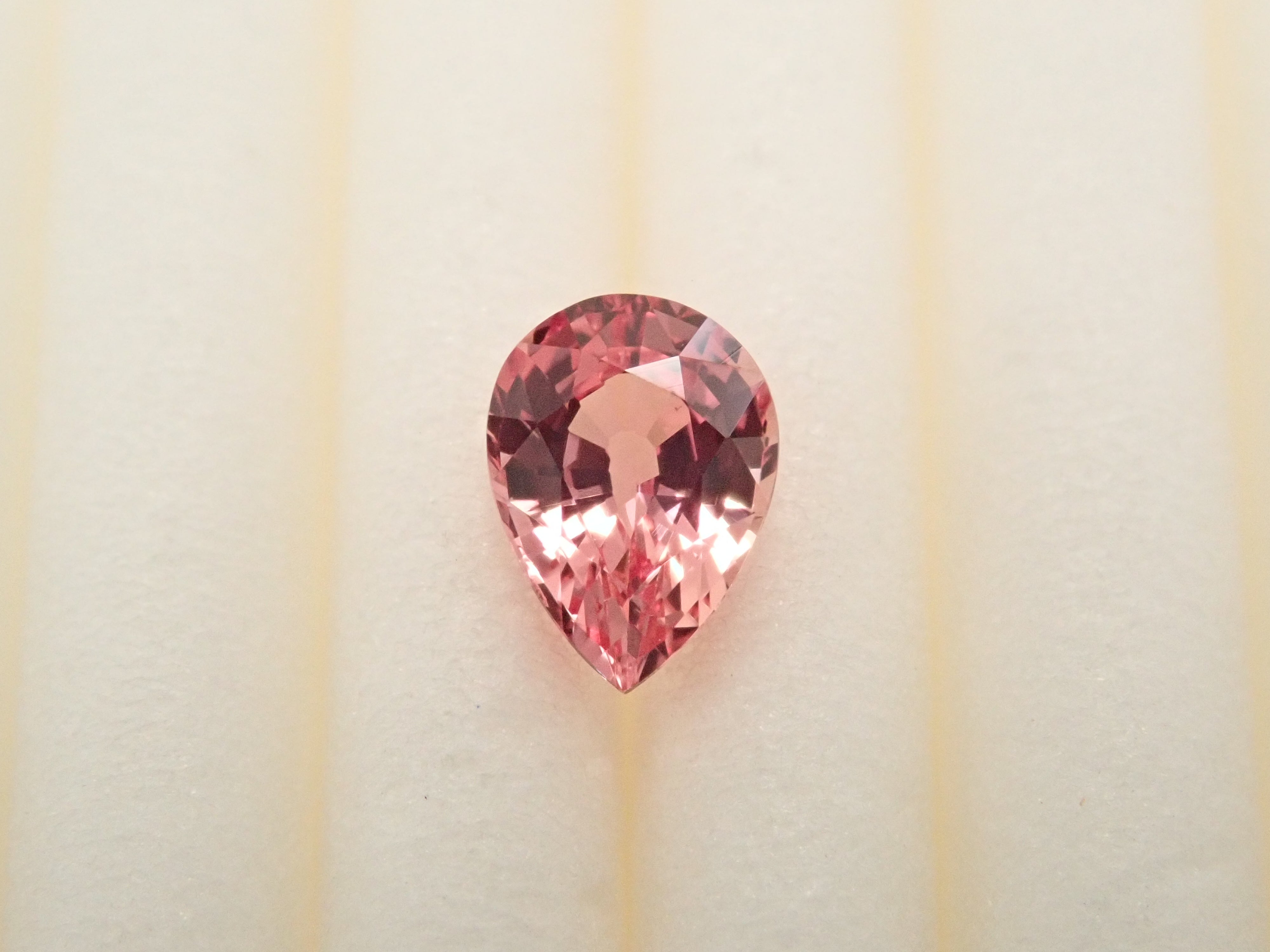 【10/17 22時販売】パパラチアサファイア 0.376ctルース 中宝鑑