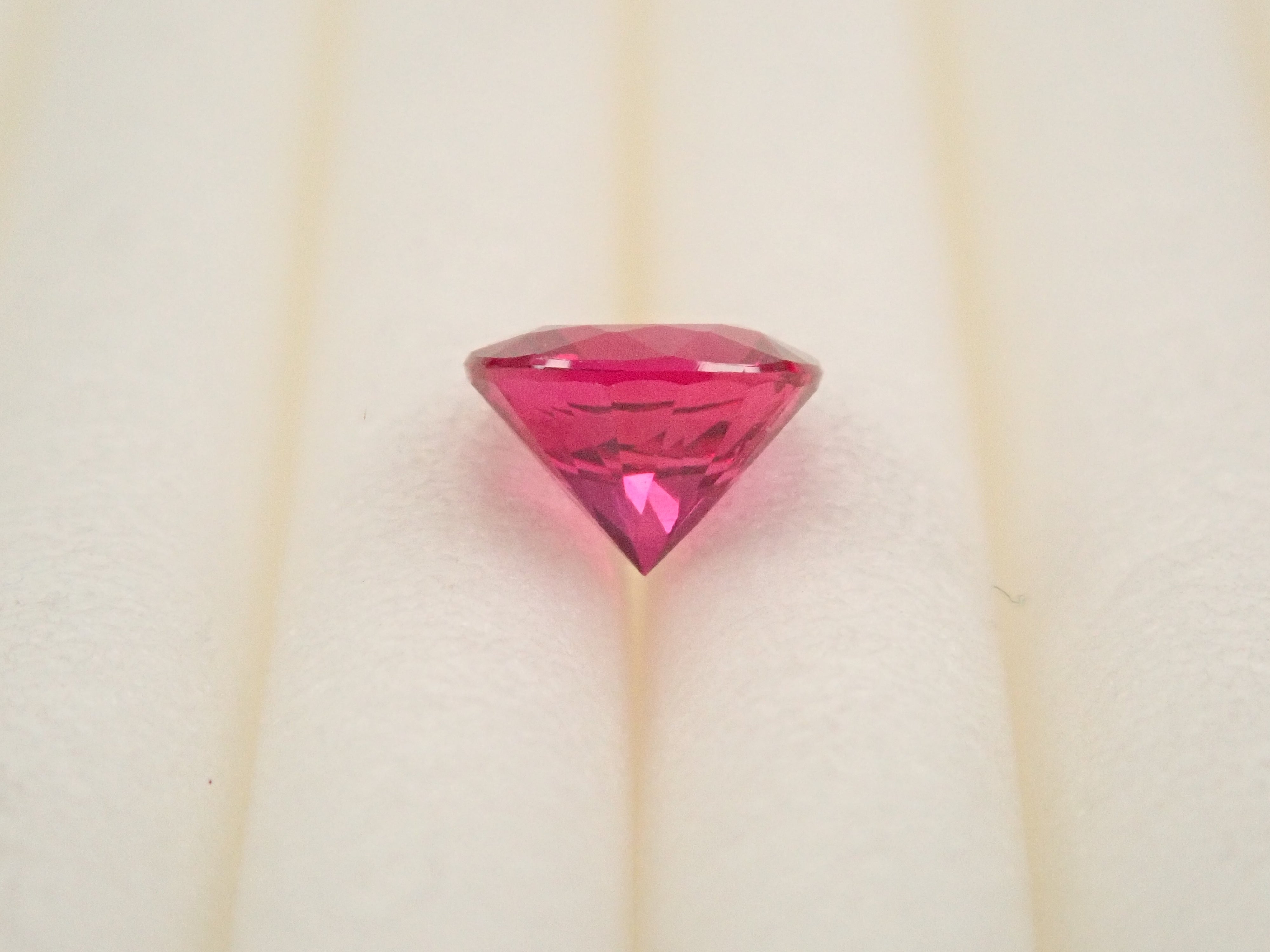 【10/17 22時販売】ピジョンブラッドルビー 4.0mm/0.290ctルース AIGS