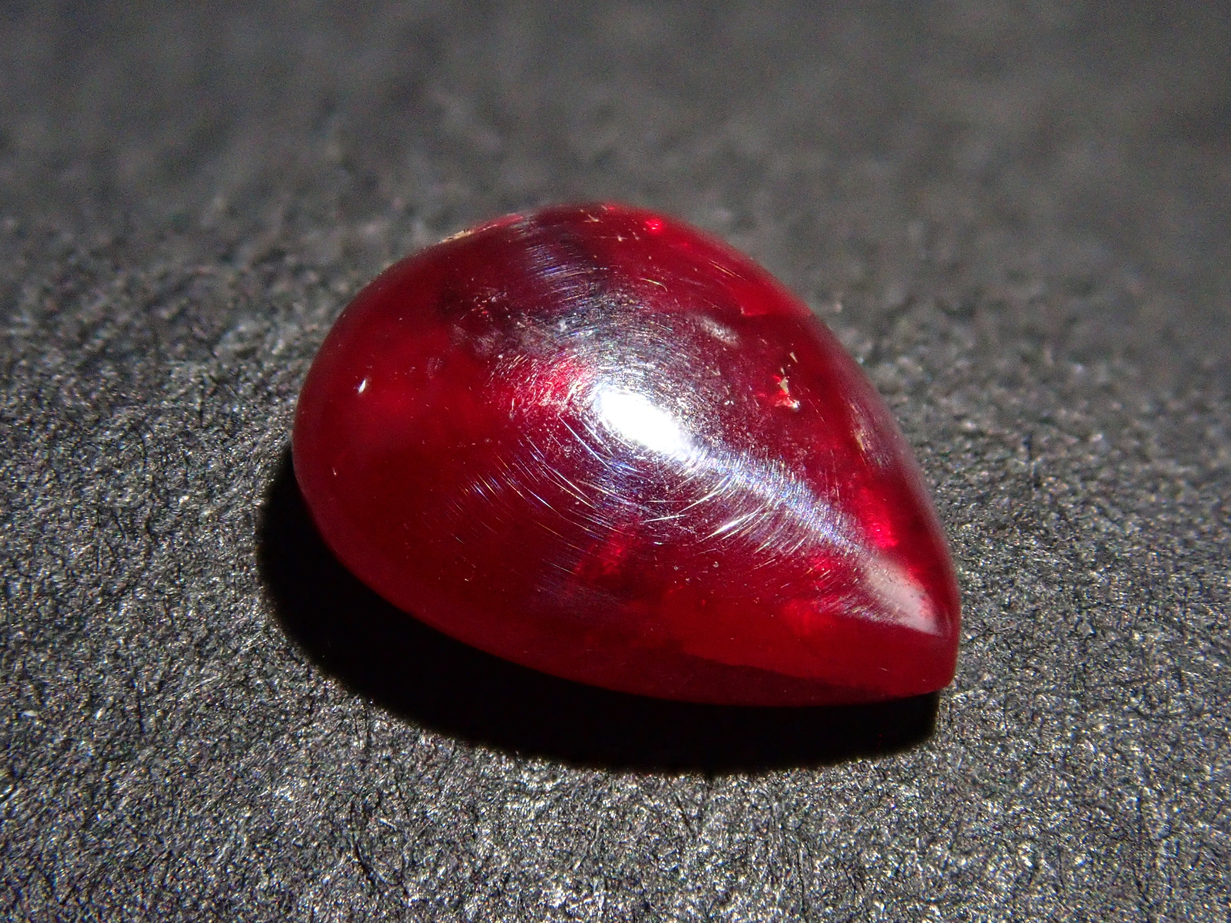[發表於 12560913] Shinsha（硃砂）1.704ct 裸石