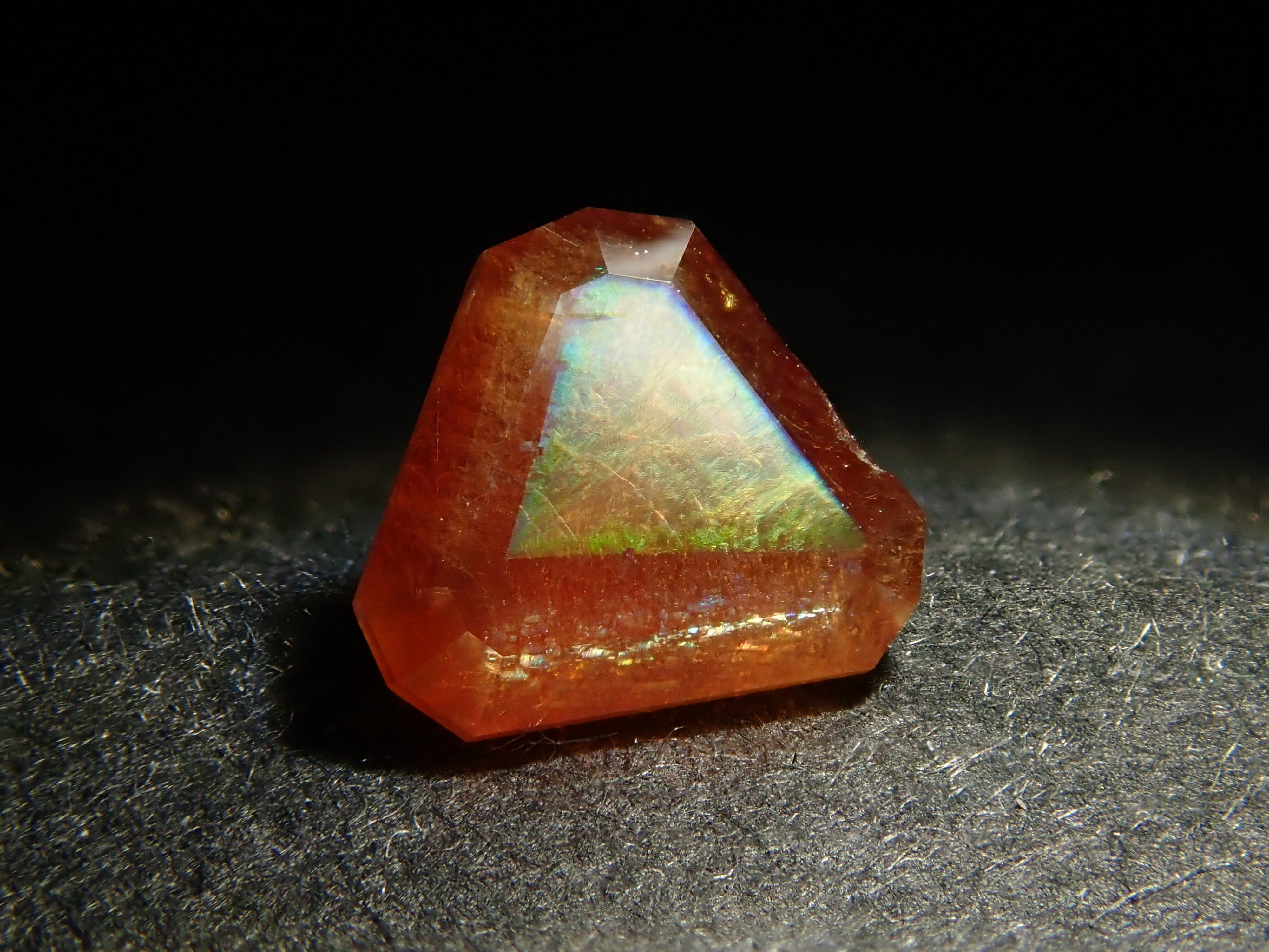 レインボーガーネット 奈良県天川村産 ペンダントトップ 1 楽天市場