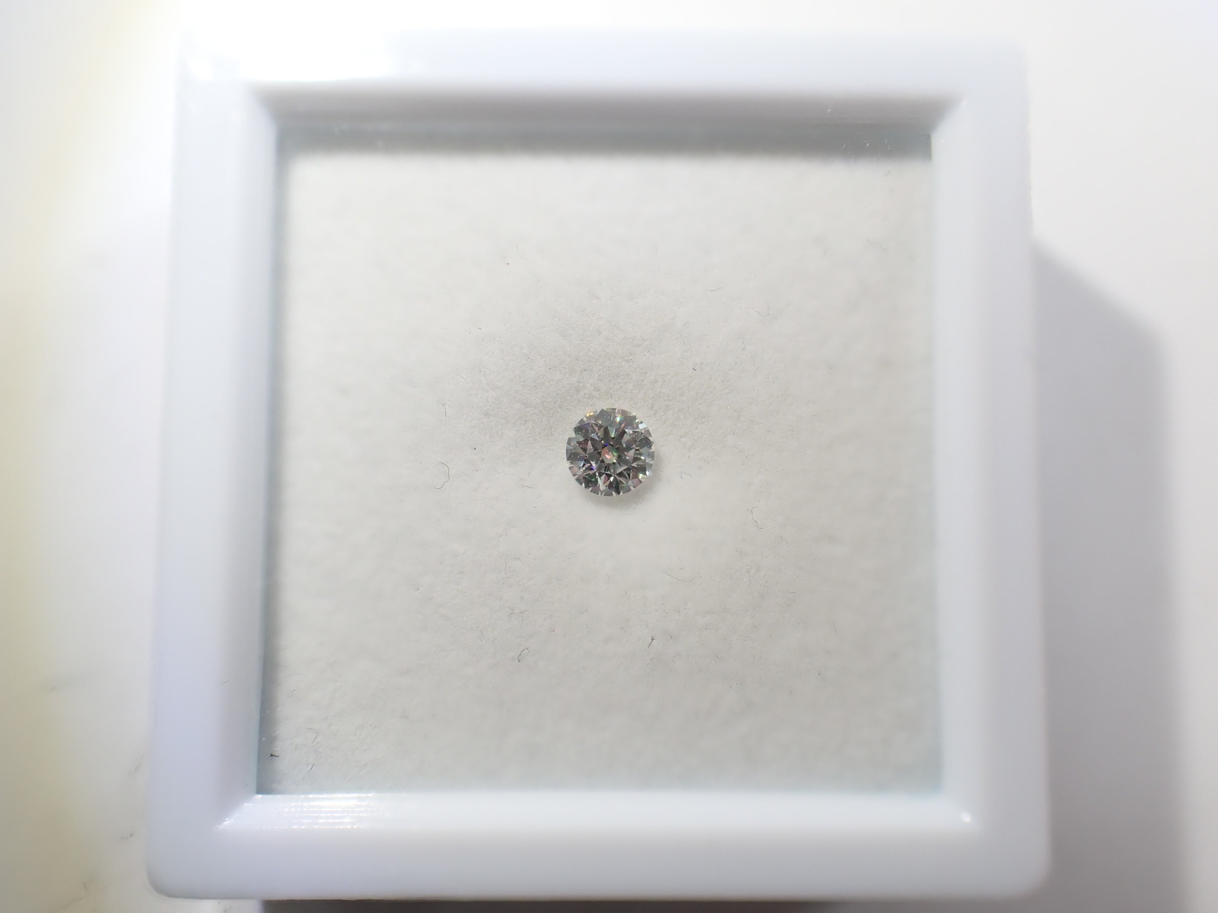 GIA鑑定書付き Dカラー/4.3mm/0.31ct/VS-2 EXCELLENT（H&A