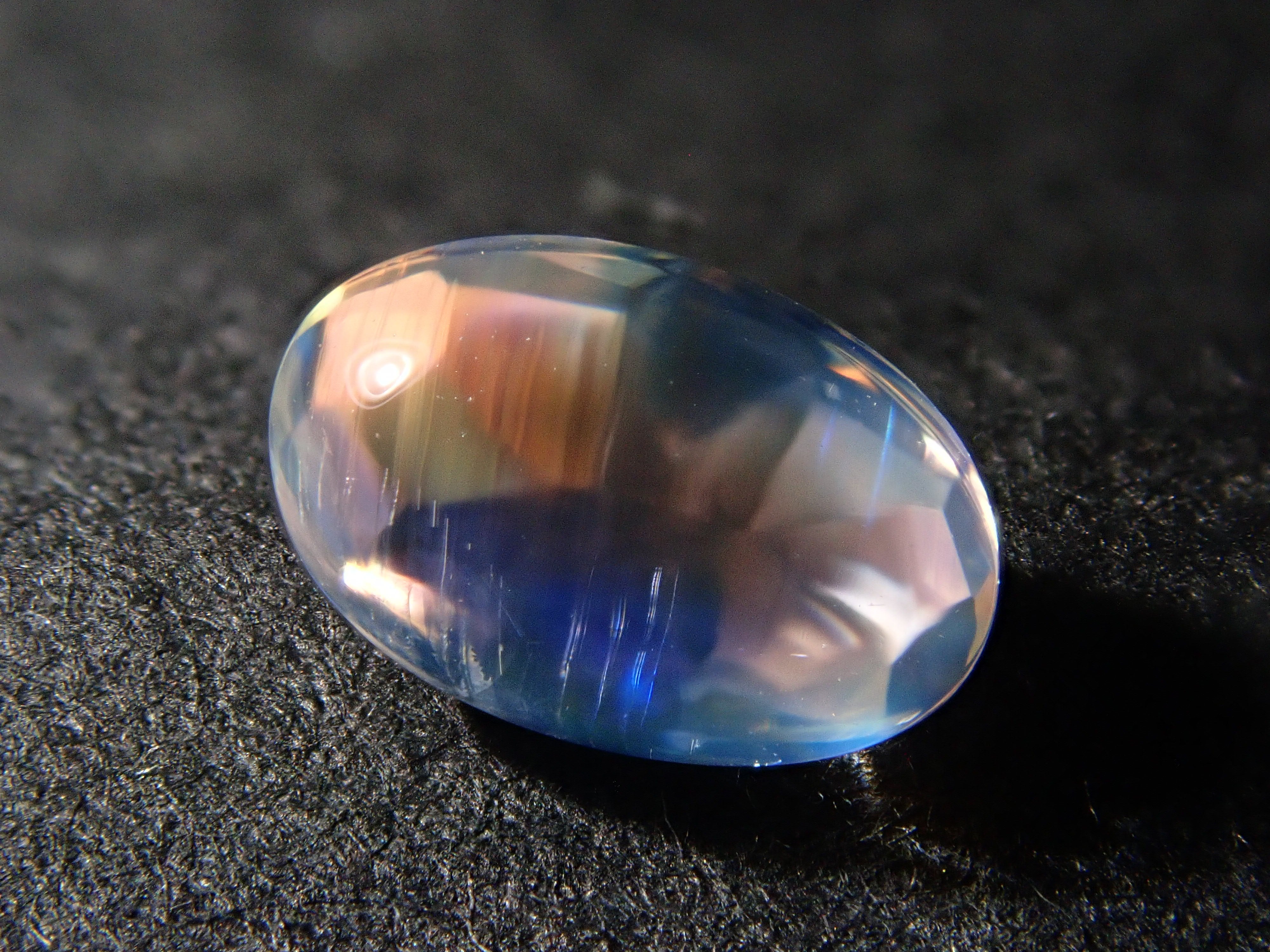 綺麗なラブラドライト！ズーンとくる！綺麗！ 綺麗なラブラドライト！ズーンとくる！綺麗！ ラブラドライト