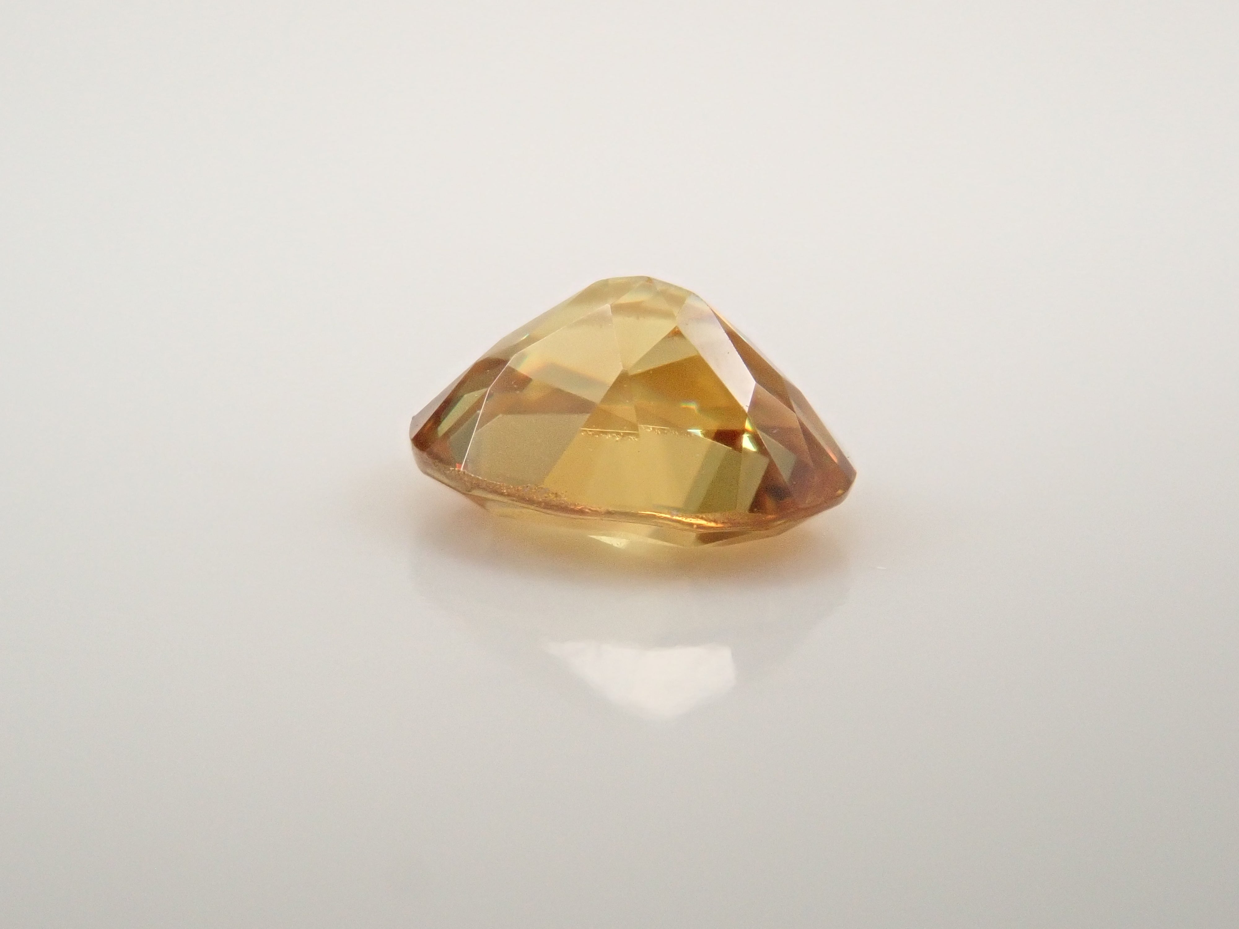 パキスタン産スフェーン 0.396ctルース