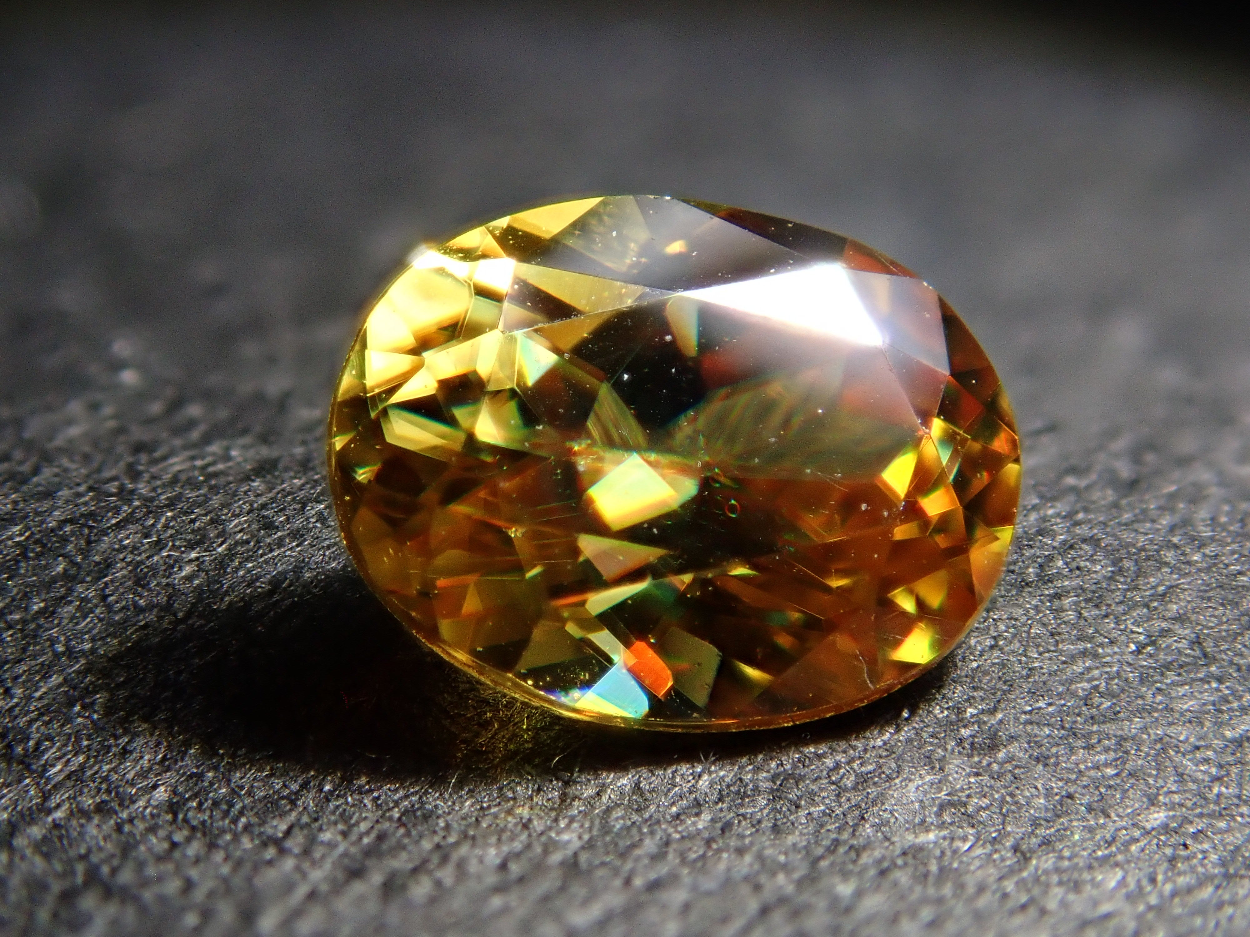 ◆極大◆13.450ctイエロースフェーン 天然 宝石 パワーストーン ◇極大◇13.450ctイエロースフェーン 天然 宝石 パワーストーン