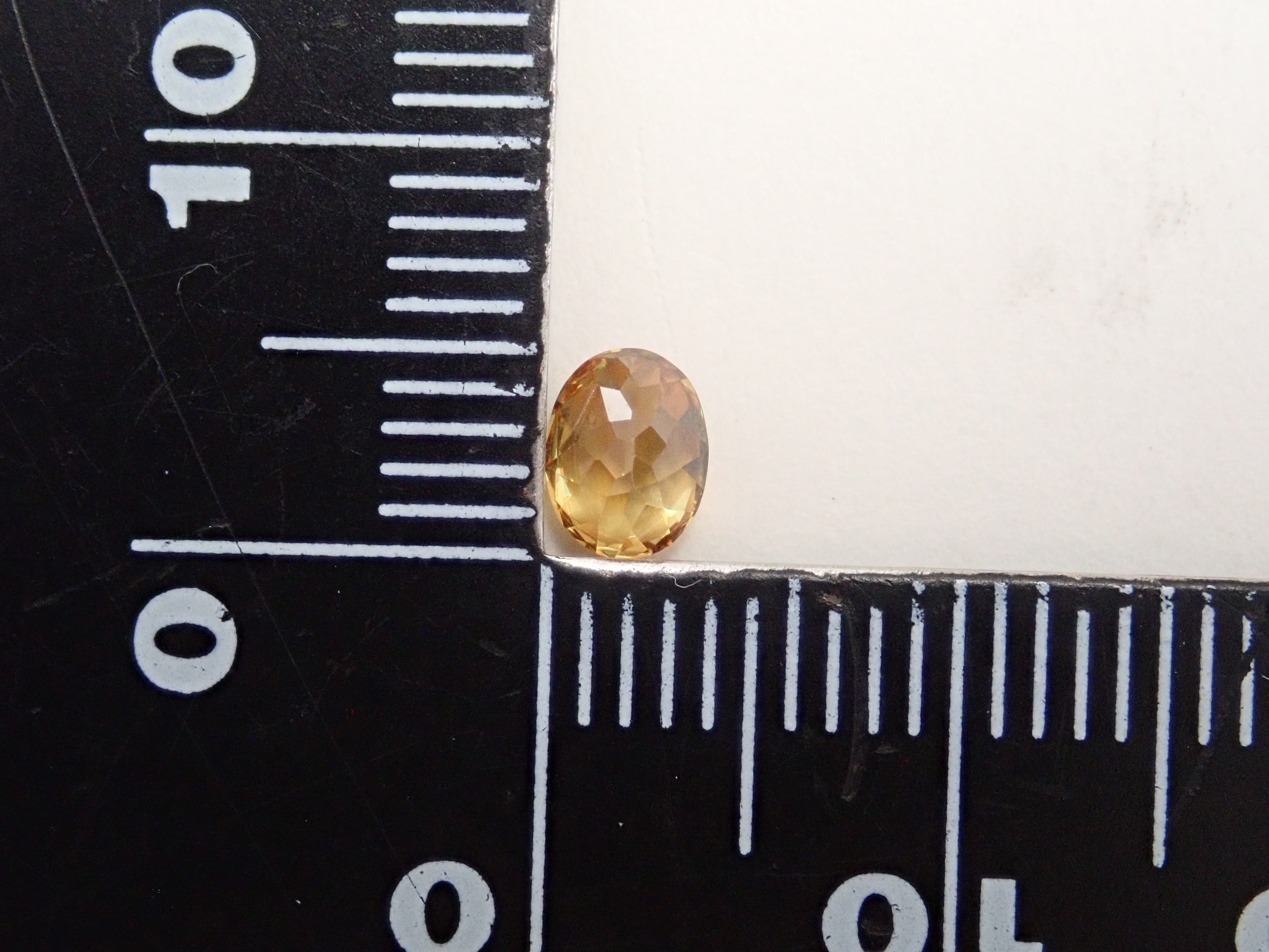 [12560888] Pakistani sphene 0.489ct loose stone