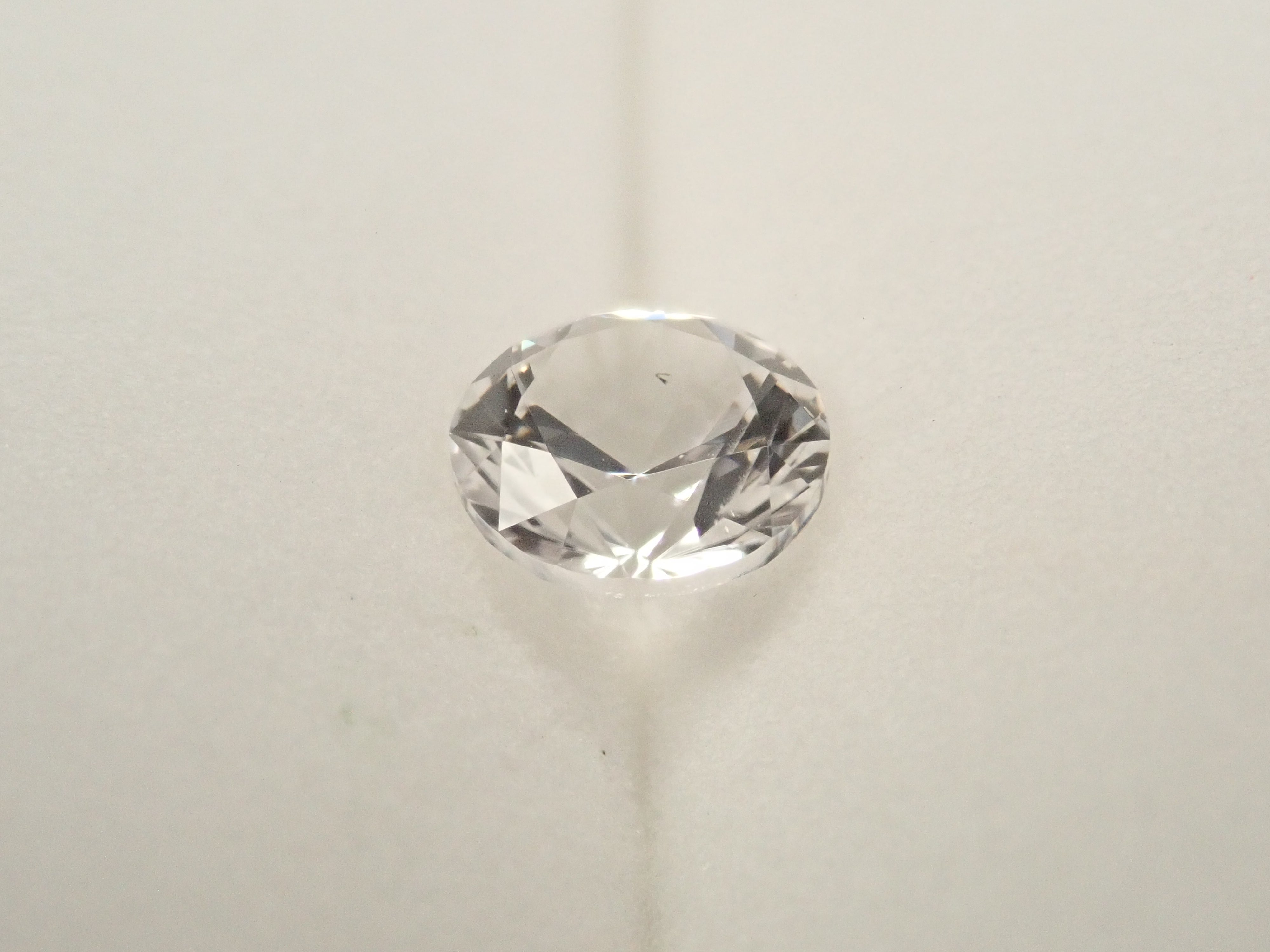 【10/19 22時販売】ロシア産フェナカイト 5.8mm/0.733ctルース