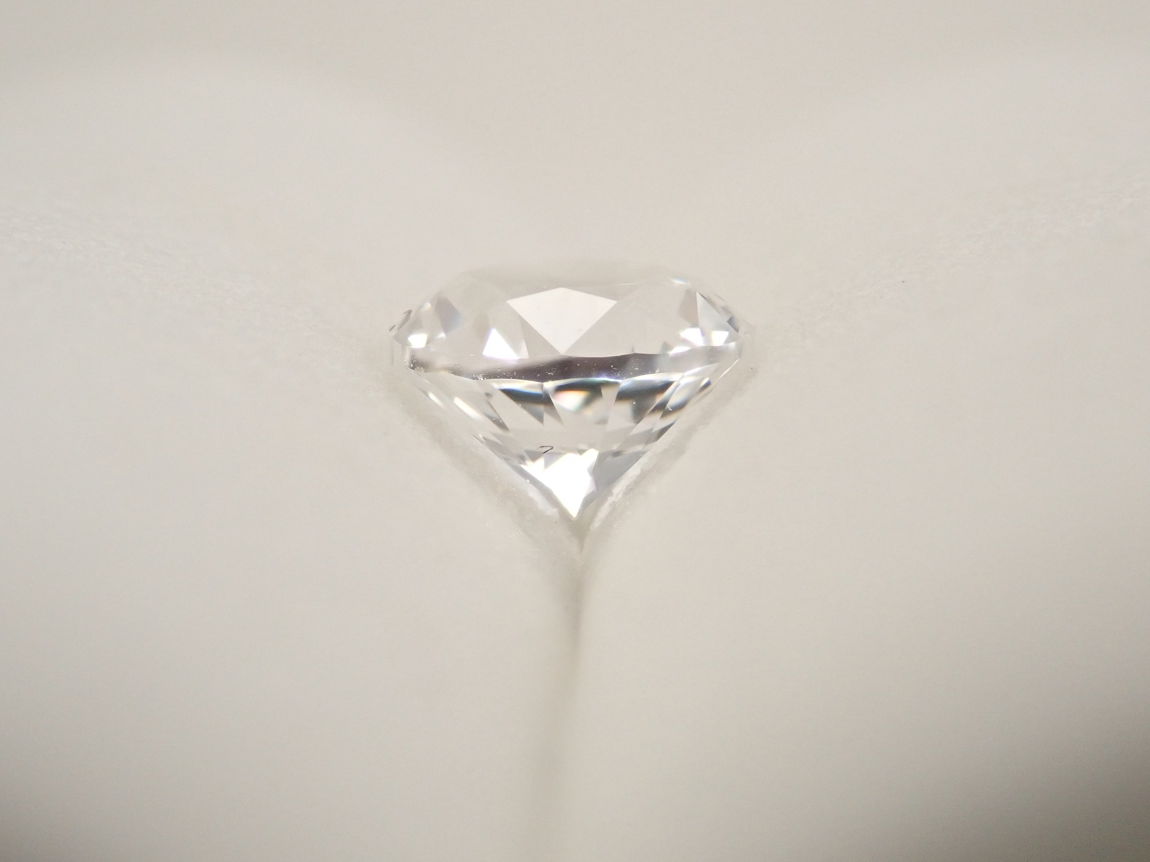 【10/19 22時販売】ロシア産フェナカイト 5.8mm/0.733ctルース