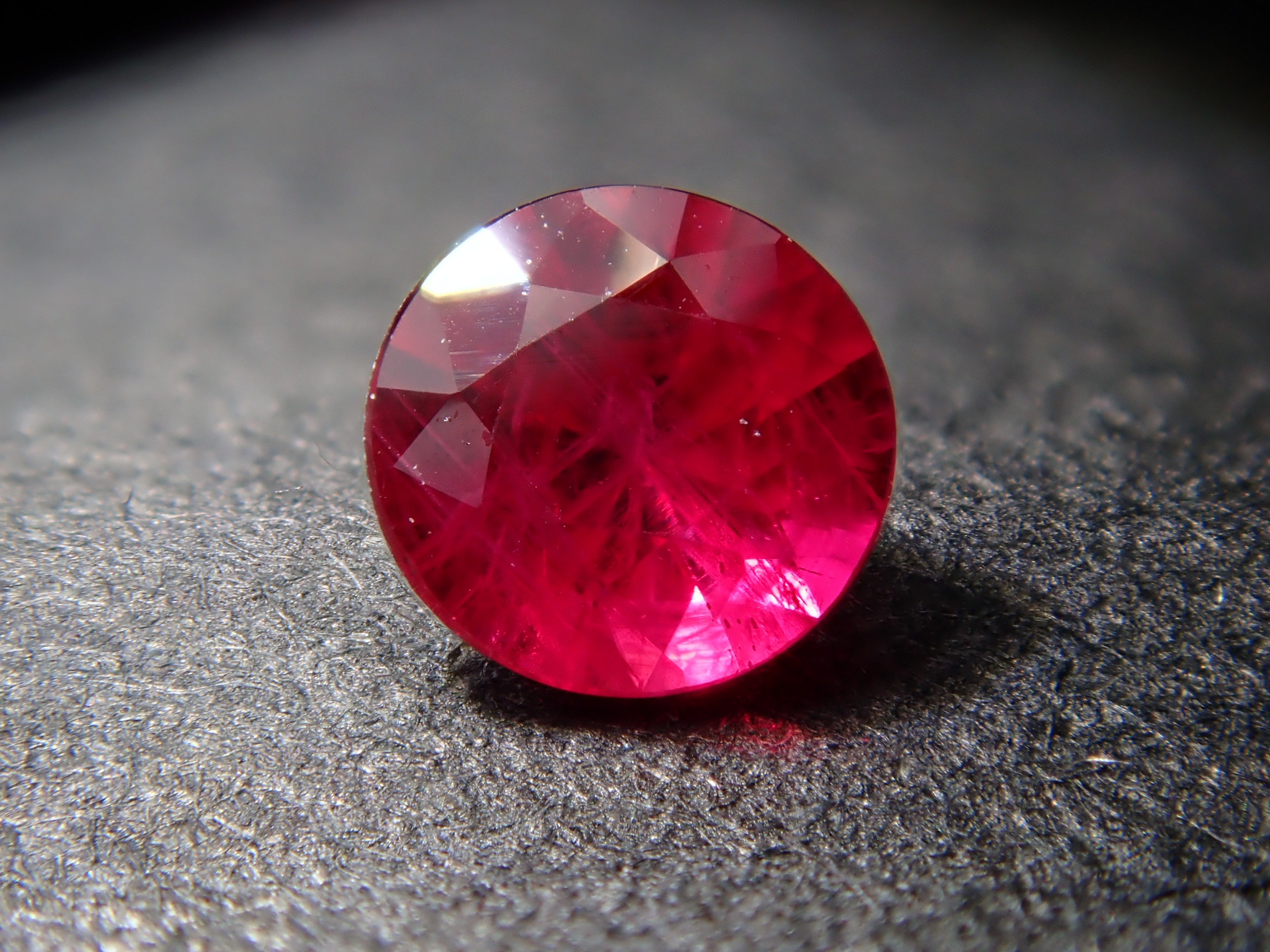 カラッツSTORE｜ 宝石鑑定士が運営する宝石専門通販サイト