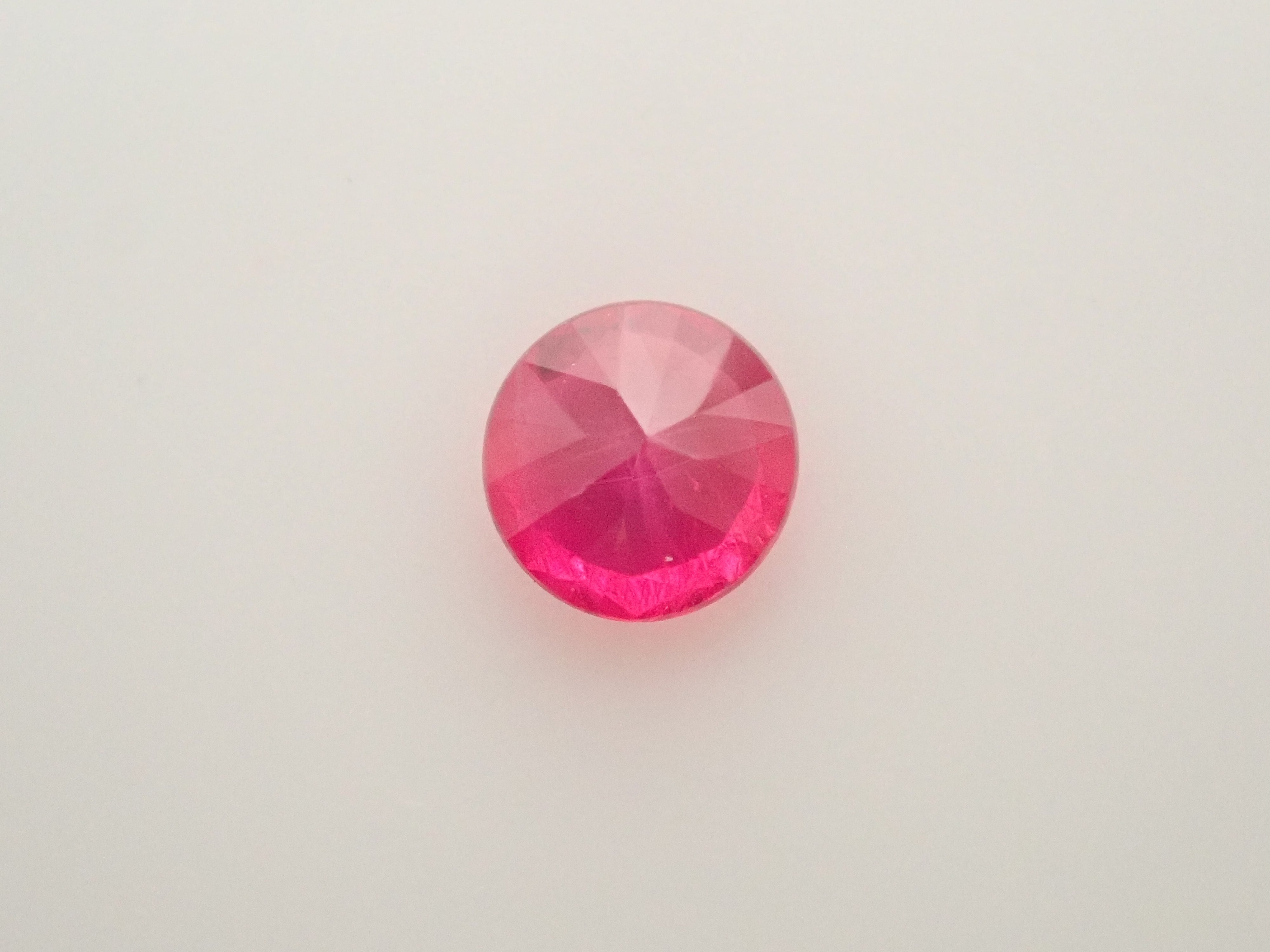 グリーンランド産ルビー 0.134ctルース