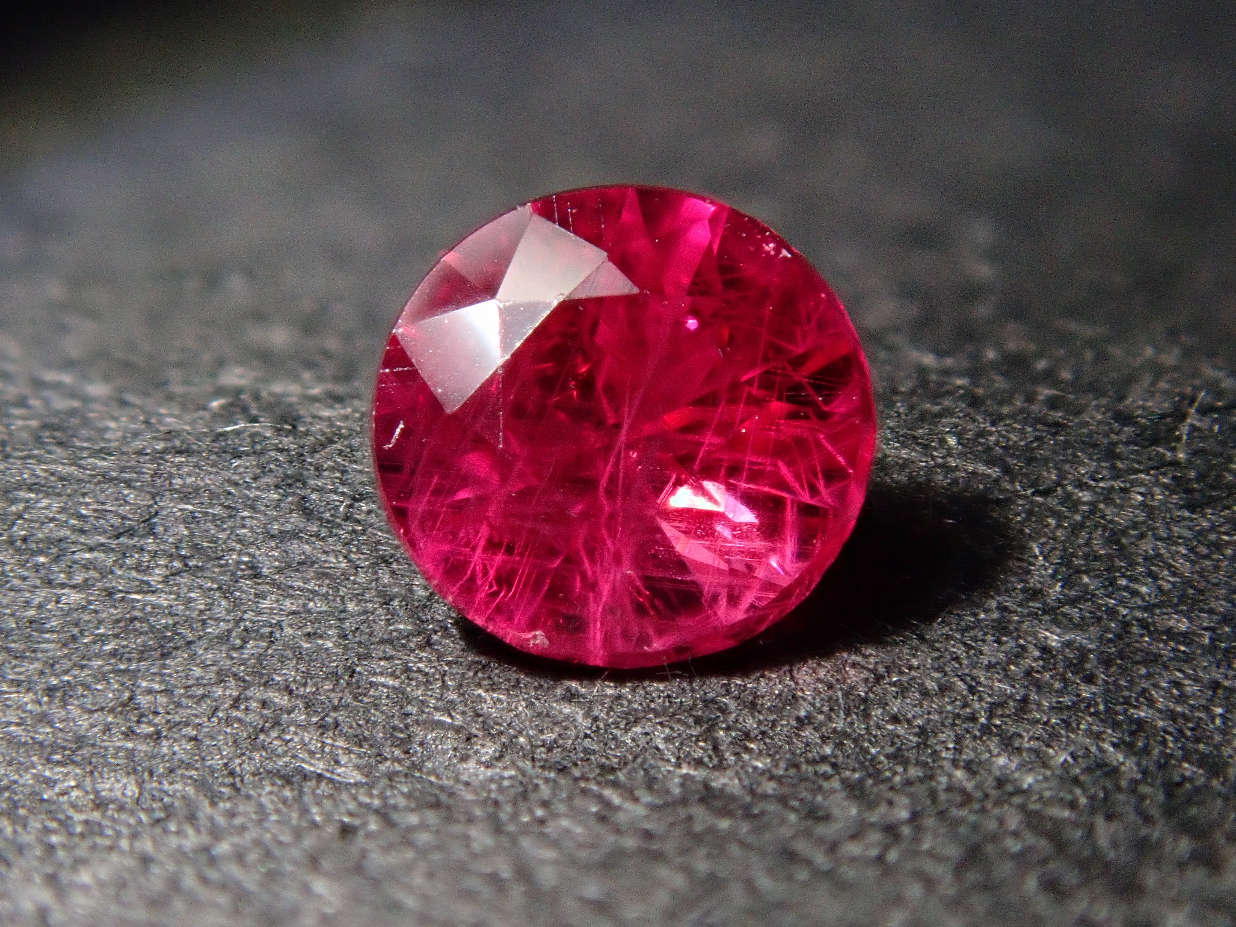 [12560894] Greenland Ruby 0.220ct Loose