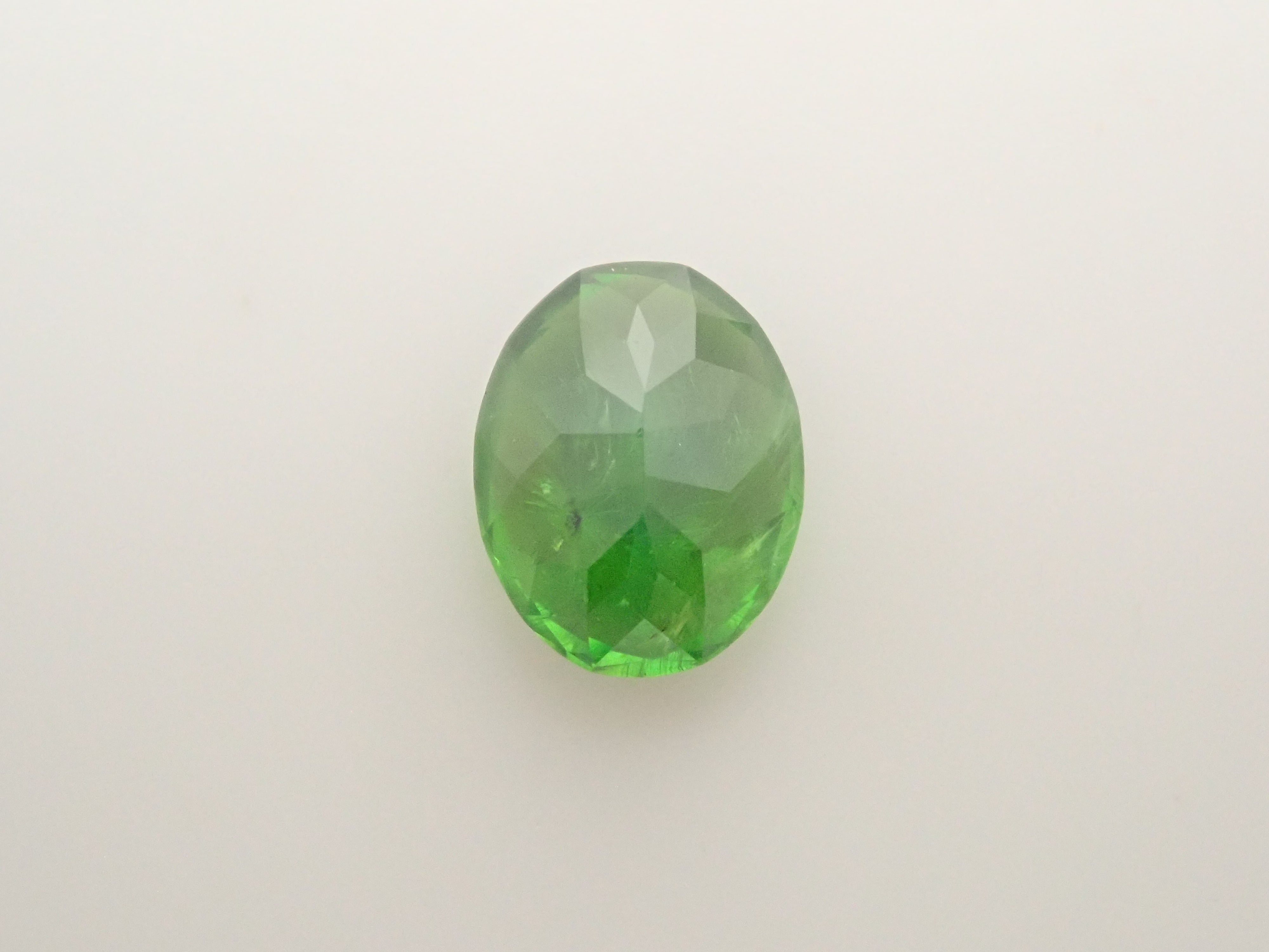 [12560902] Russian Demantoid Garnet (Horsetail) 0.487ct Loose Stone