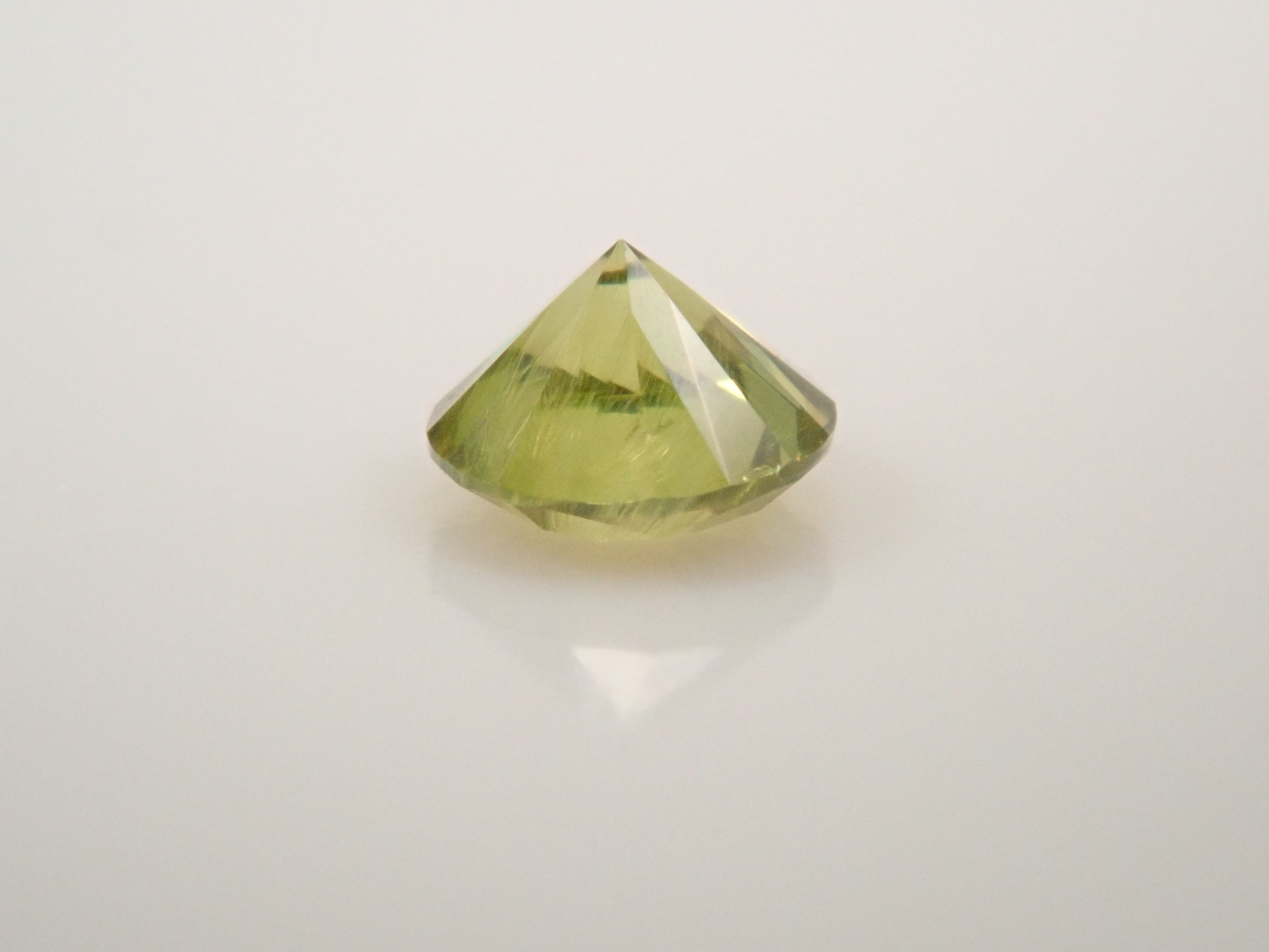 [12560906] Russian Demantoid Garnet (Horsetail) 0.079ct Loose Stone