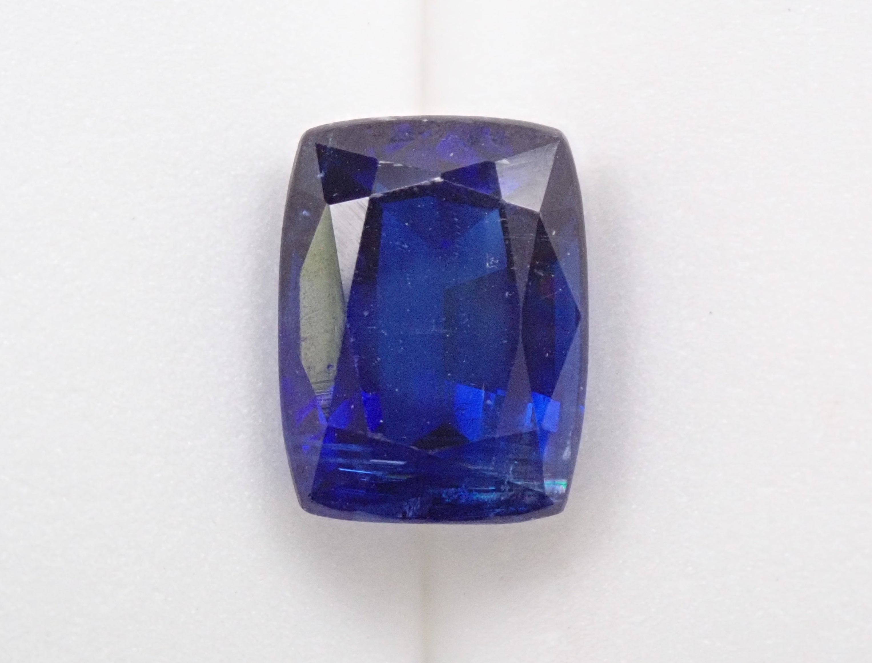 [On sale at 10pm on 10/18] Nepalese Kyanite 5.201ct loose stone (royal blue color)