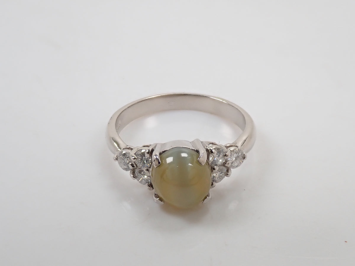 【10/19 22時販売】【カラフリ】Pt900 クリソベリルキャッツアイ 2.35ct ダイヤモンド0.31ctリング鑑別書