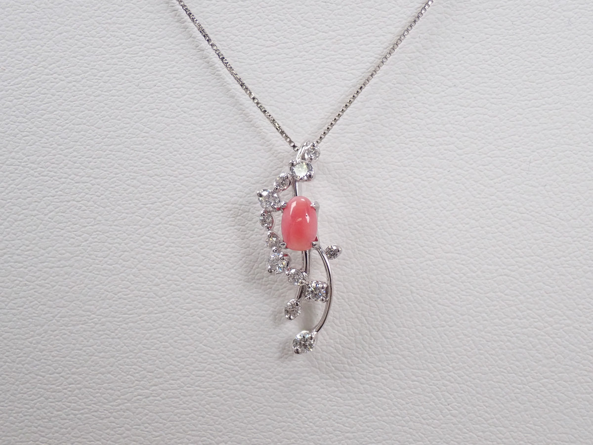 [Item 22602836] [Carafuri] Pt900/Pt850 Conch Pearl (with flame structure) 0.54ct, Diamond 0.30ct Pendant (Necklace) with Appraisal Report