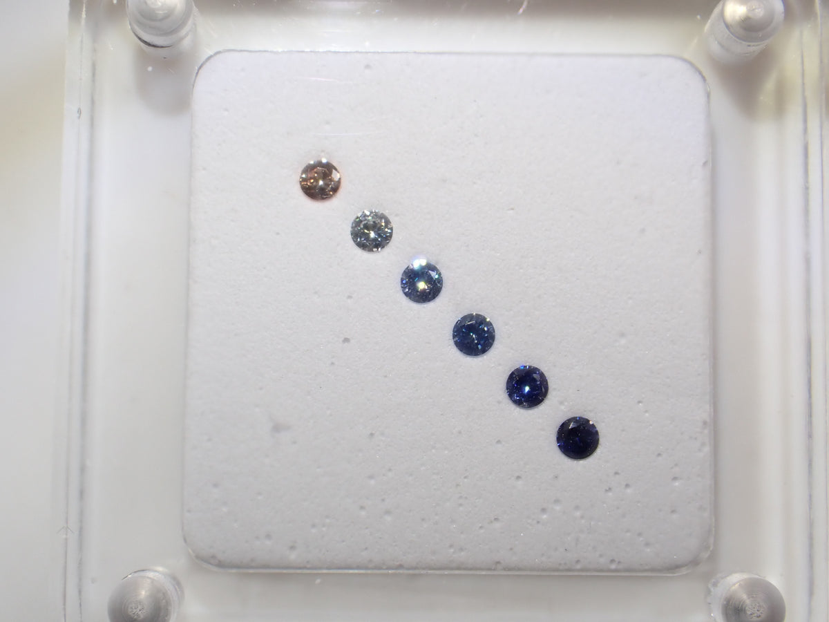 Benitoite Gradation 6 Stone Set (2.0mm, Round Cut, Including Top Quality) 《Multiple Purchase Discount Available》