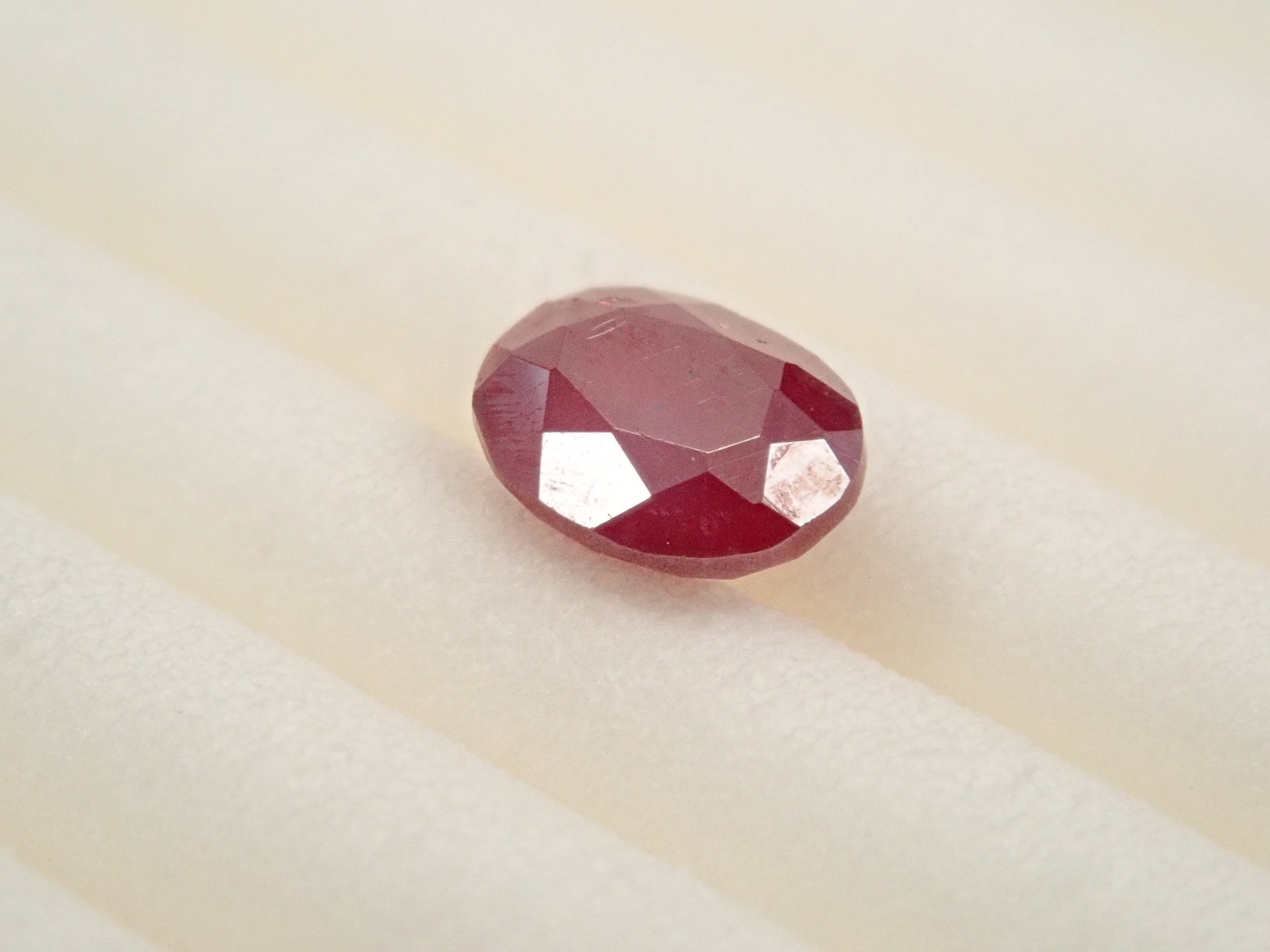 [12560933] Shinsha (Cinnabar) 0.818ct Loose Stone