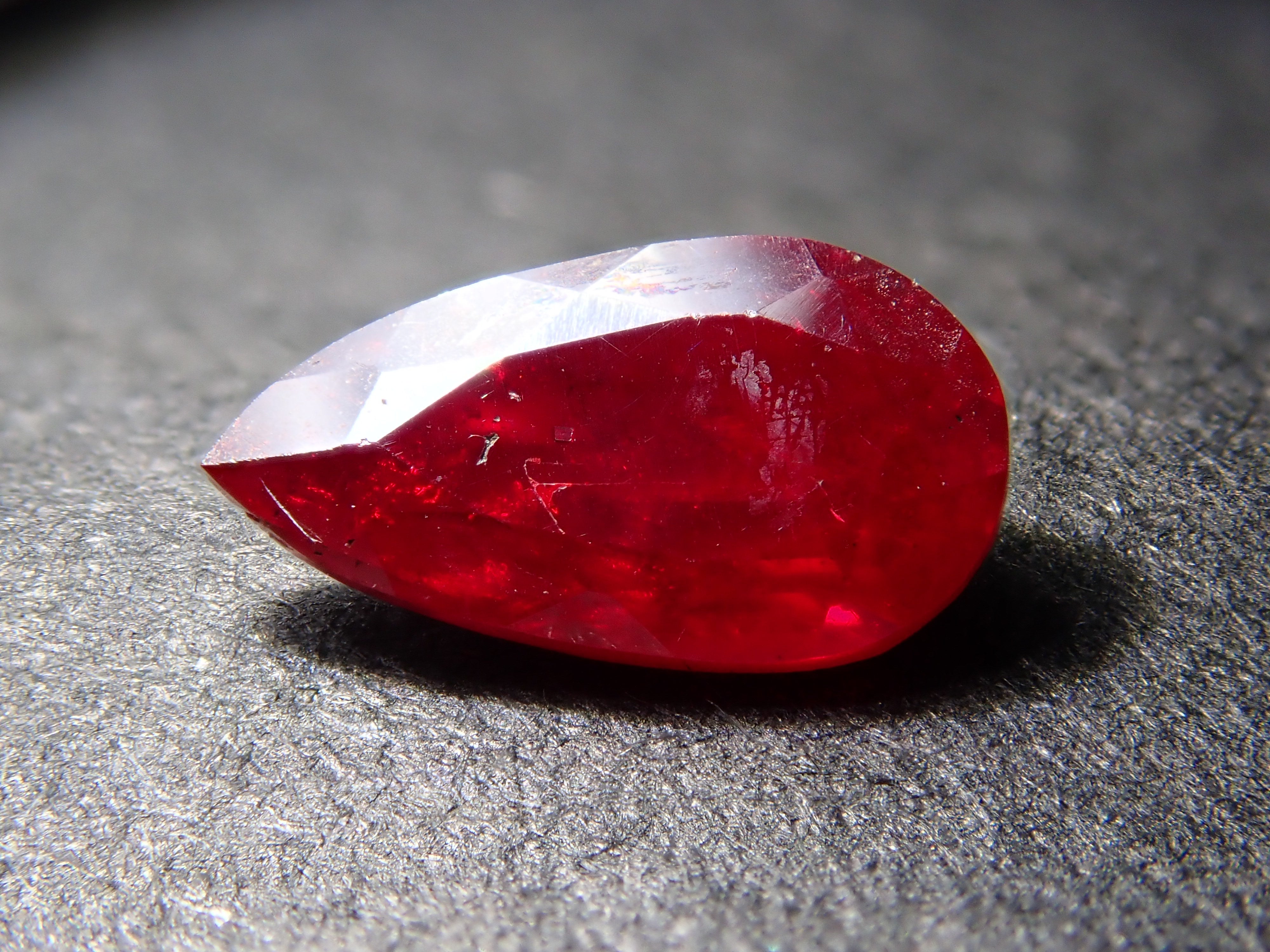 [12560934] Shinsha (Cinnabar) 0.884ct Loose Stone